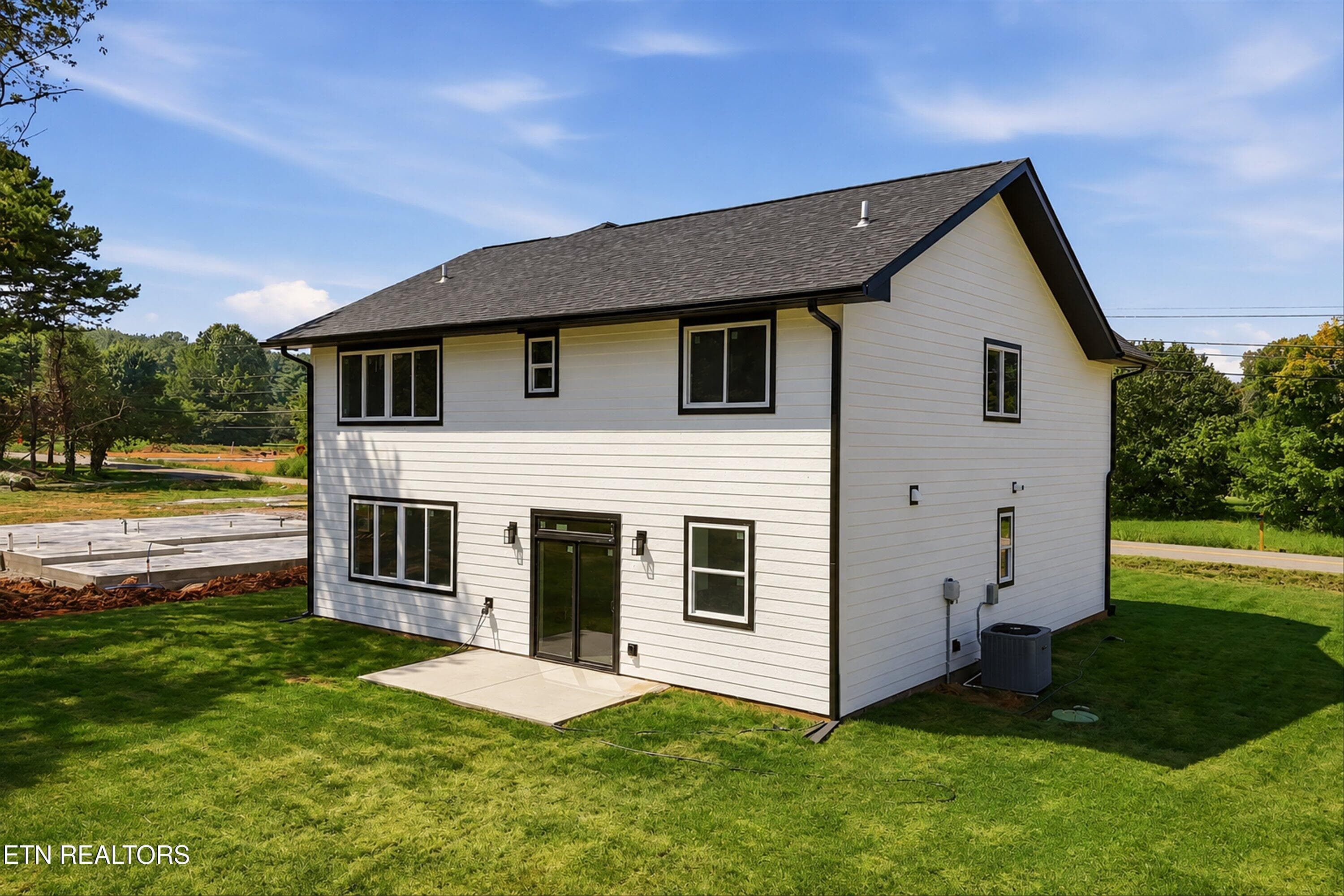34-9ef74912-56e9-4e12-83ed-fbc4729092ff - 1930 Cureton Rd, Knoxville, TN 37931