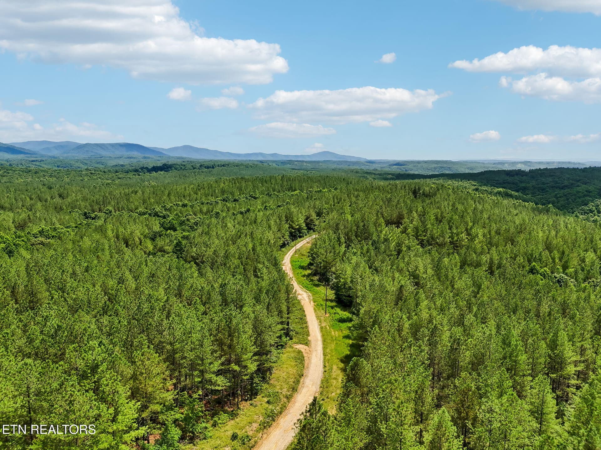 Nydeck Tr Tract 2, Robbins, TN 37852