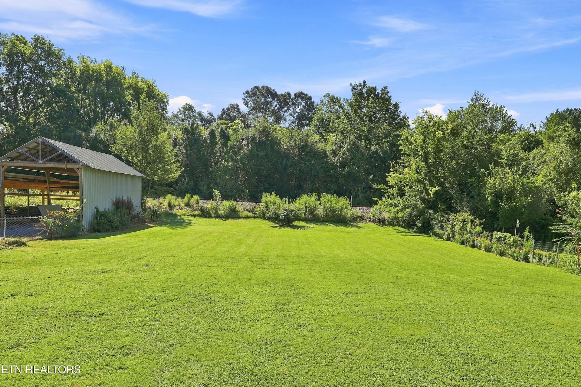 6 - 301 W Main St, Niota, TN 37826