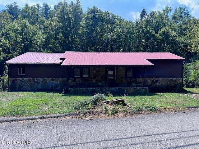 116 Spencer Drive, Harriman, TN 37748