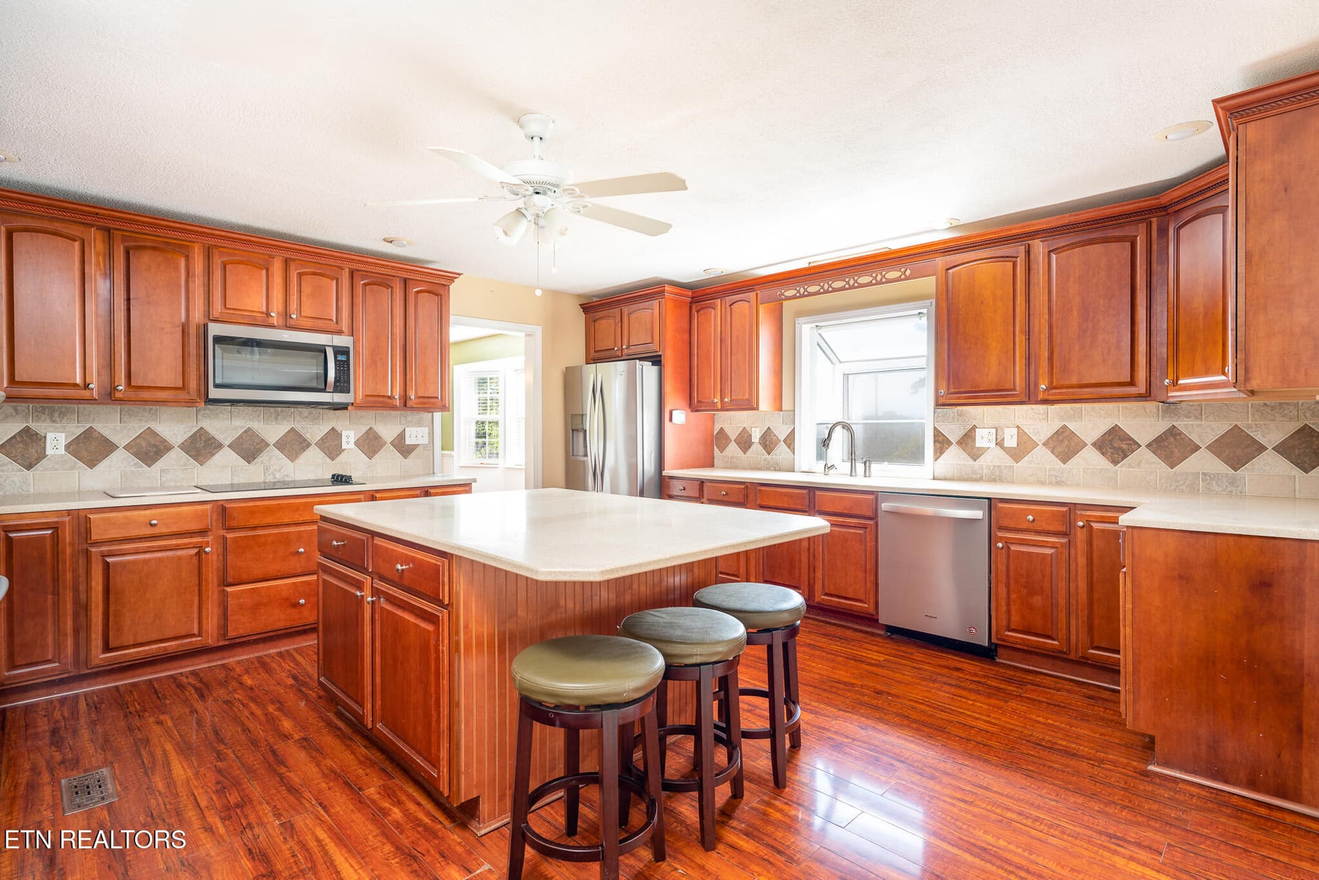untitled-7 - 920 Oakwood Drive, Dandridge, TN 37725