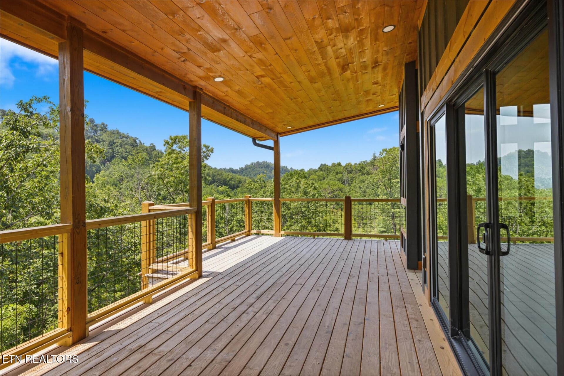 2046SpurlingRd_71037_17 - 2046 Spurling Rd, Sevierville, TN 37862