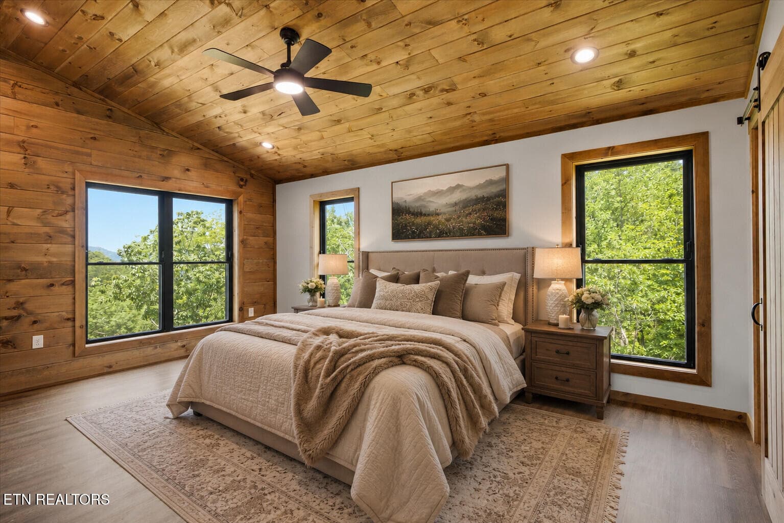 Virtually staged - 2046 Spurling Rd, Sevierville, TN 37862