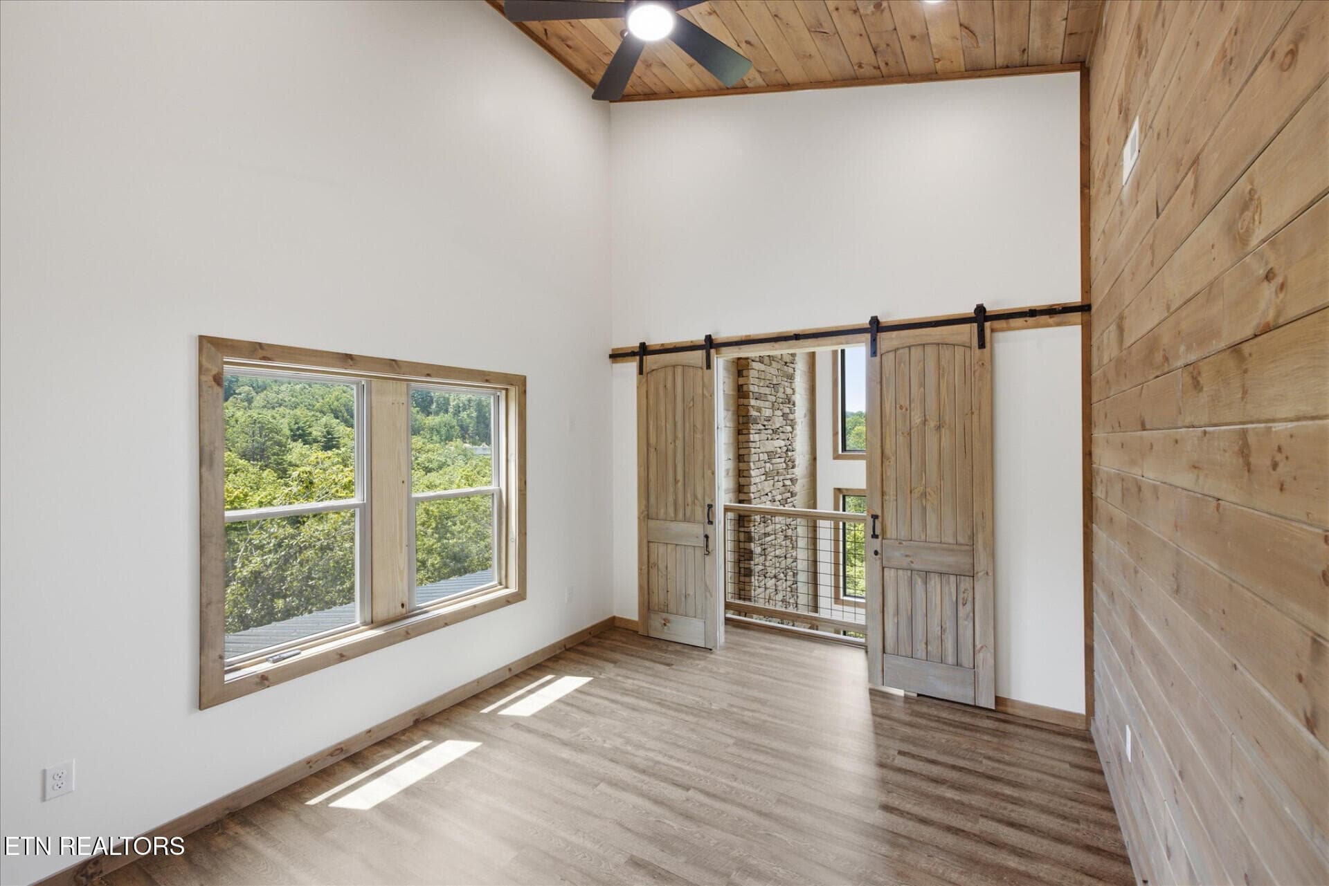 2046SpurlingRd_71037_37 - 2046 Spurling Rd, Sevierville, TN 37862