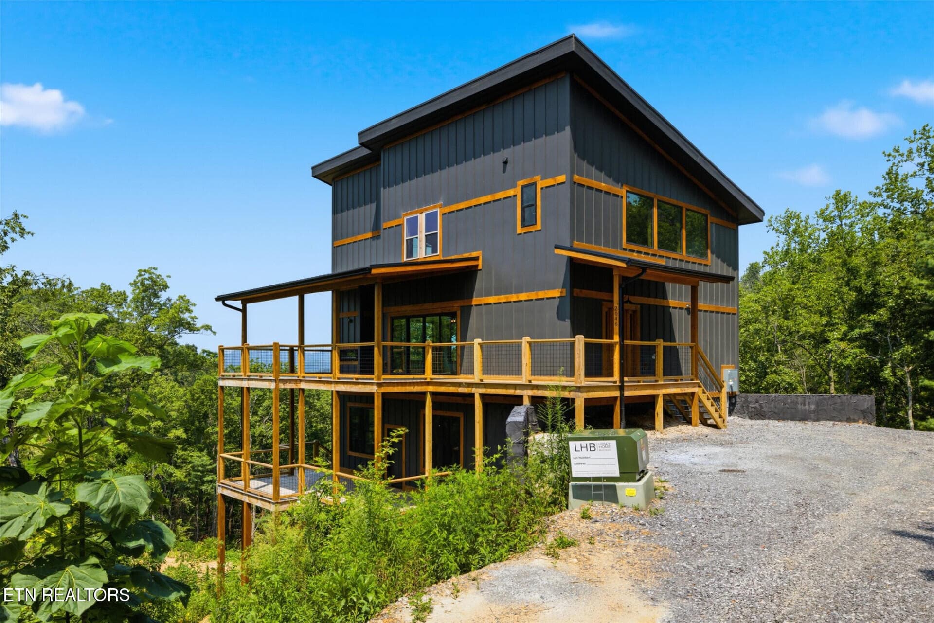 2046SpurlingRd_71037_55 - 2046 Spurling Rd, Sevierville, TN 37862