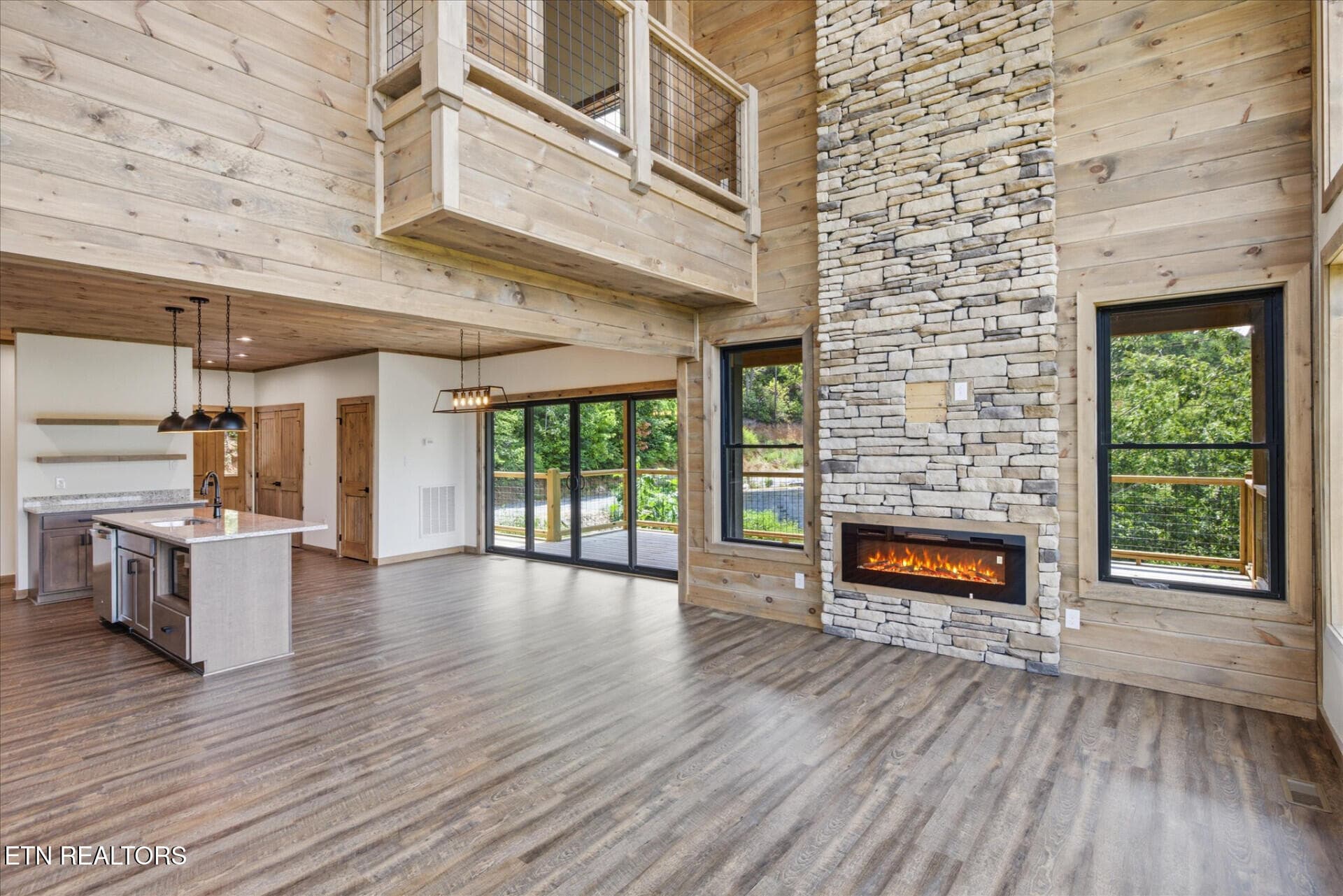 2046SpurlingRd_71037_14 - 2046 Spurling Rd, Sevierville, TN 37862