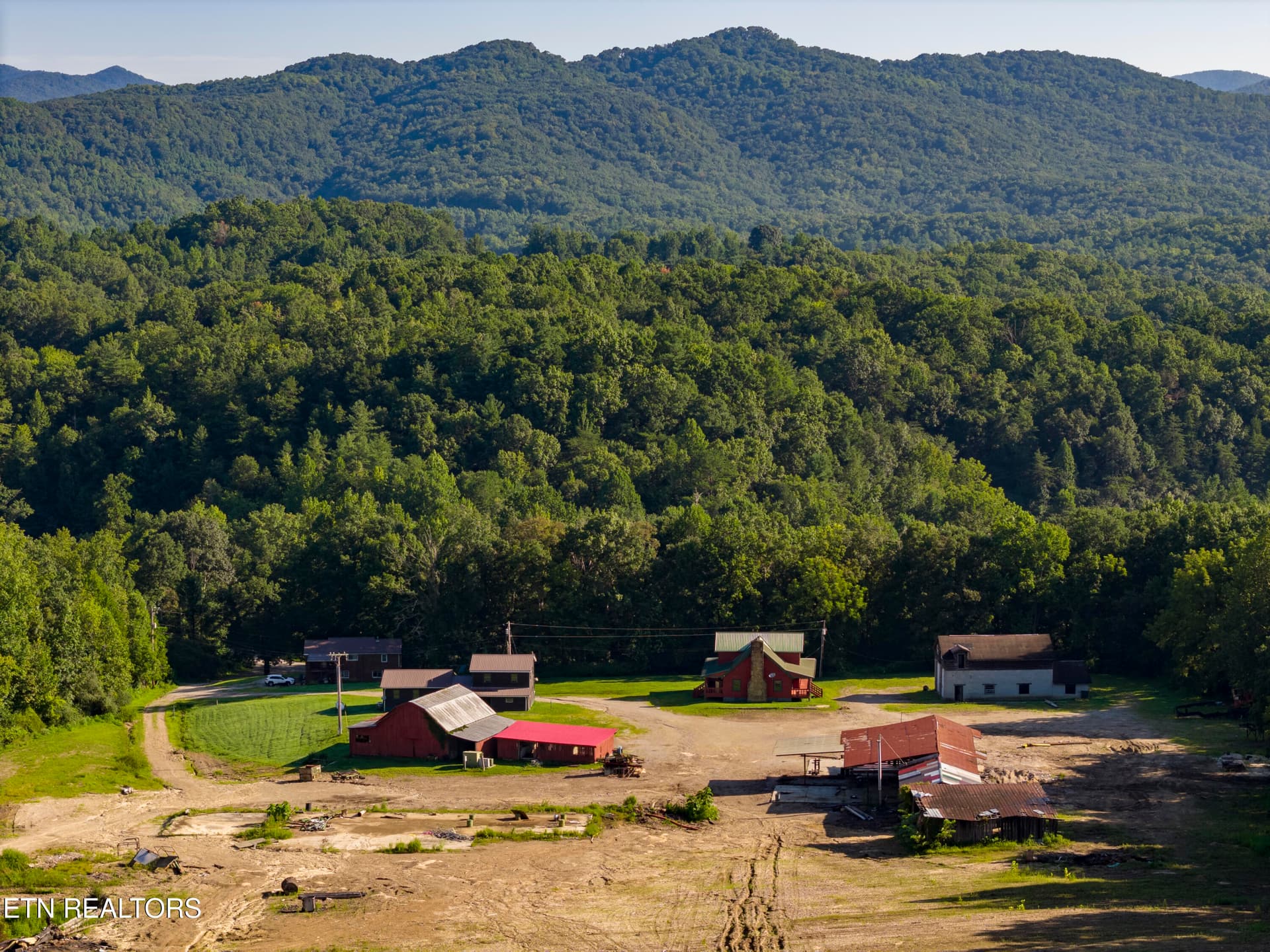 147 Sawmill Rd, Harriman, TN 37748