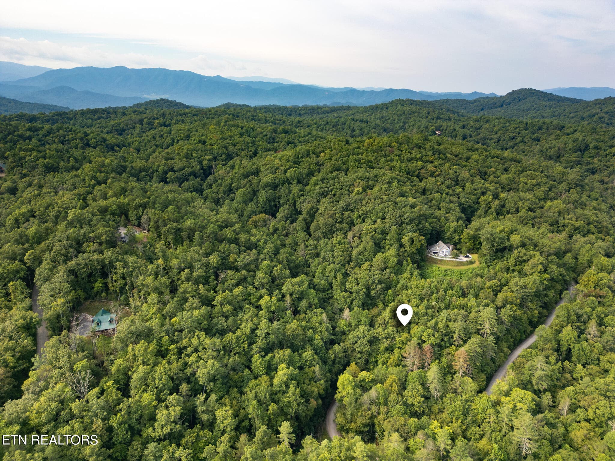 2 - Chilhowee Loop, Walland, TN 37886
