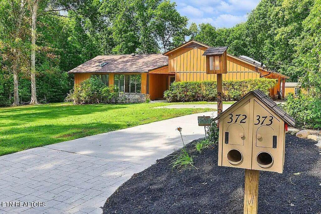 372 Fallen Oak Circle, Seymour, TN 37865