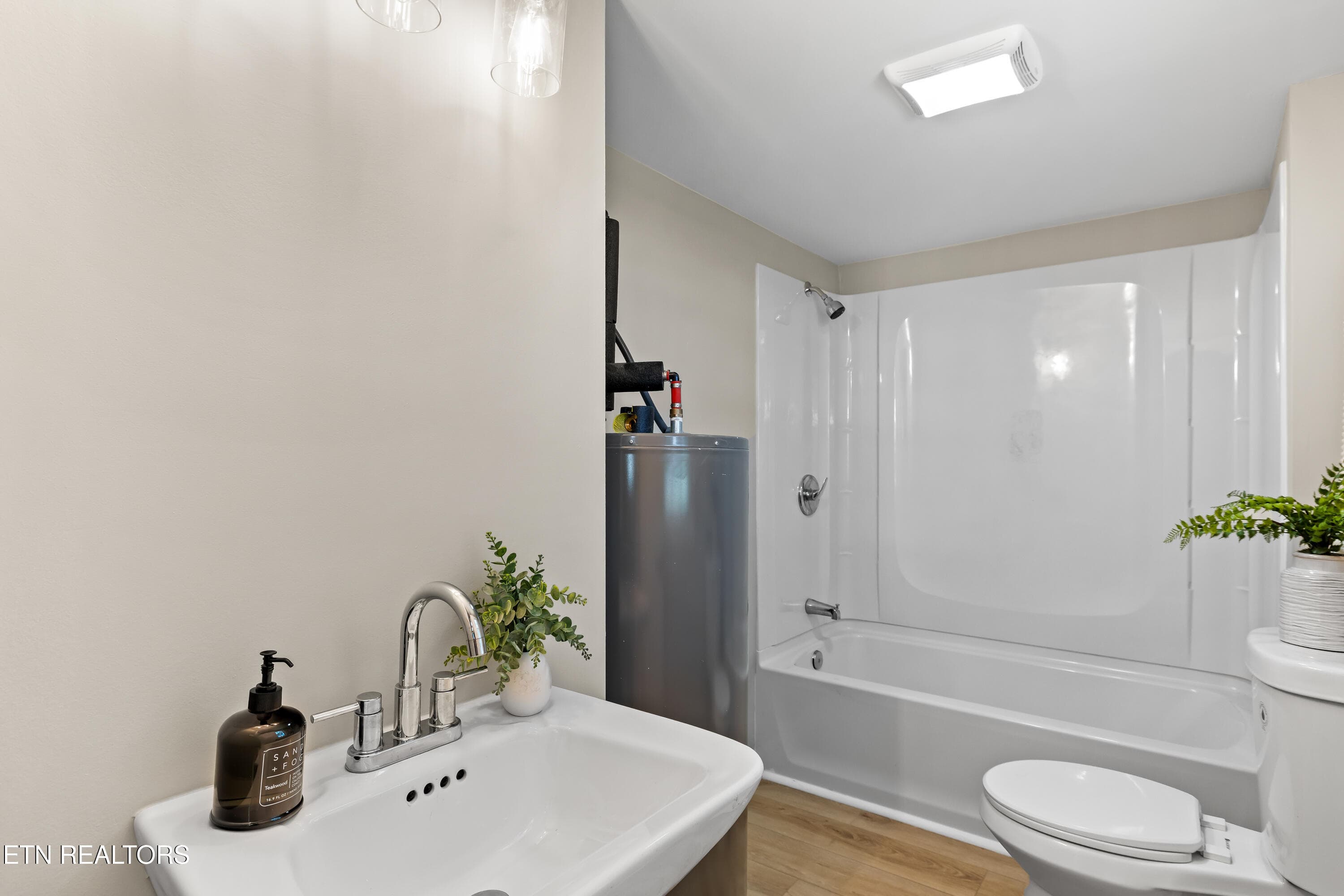 408AmerineRd-29 - 408 Amerine Rd, Maryville, TN 37804