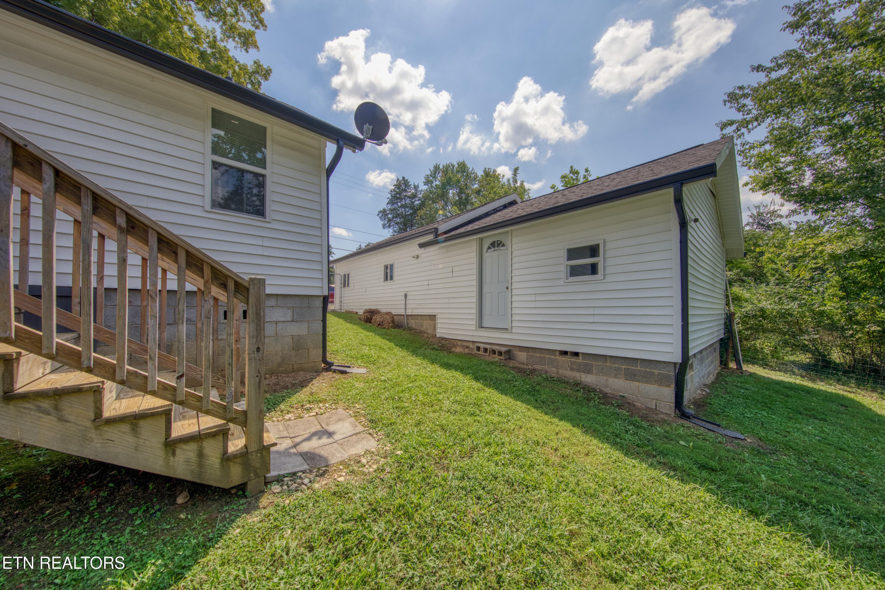 0H3A2512_80 - 7804 Sevierville Pike, Knoxville, TN 37920