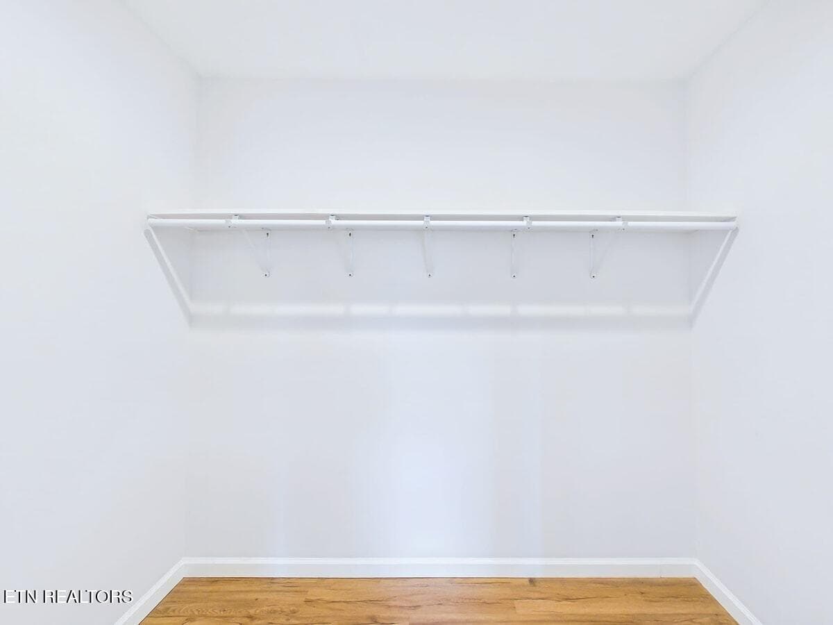 Master Closet - 23 E Martin St, Englewood, TN 37329