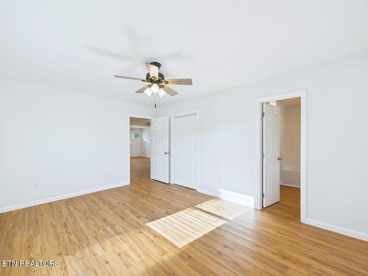 Master Bedroom - 23 E Martin St, Englewood, TN 37329