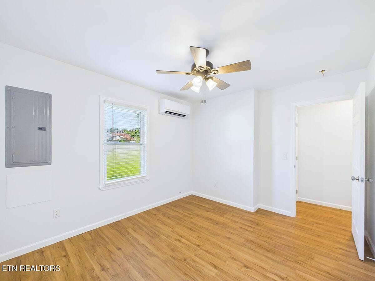 Second Bedroom - 23 E Martin St, Englewood, TN 37329