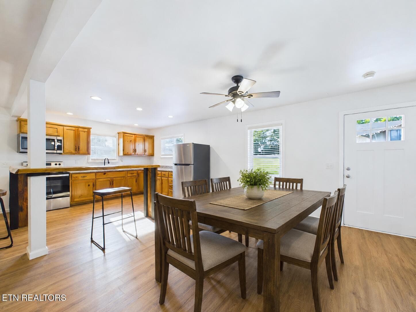 Dining Area - 23 E Martin St, Englewood, TN 37329