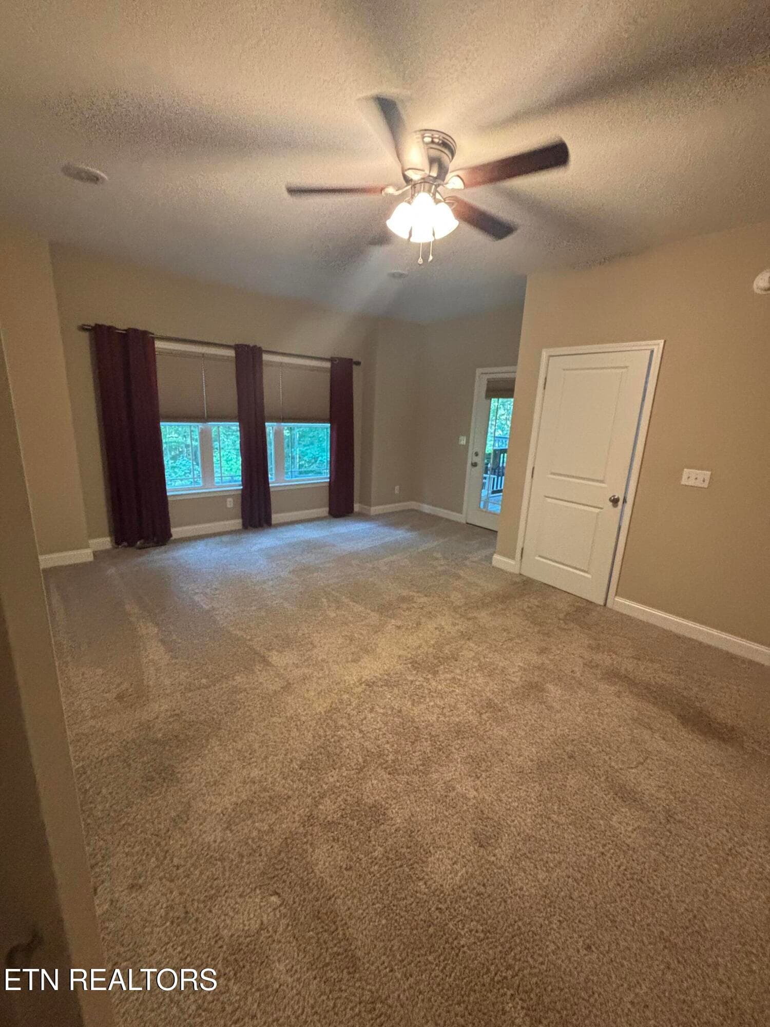 IMG_3429 - 346 Red Oak Drive, Oneida, TN 37841
