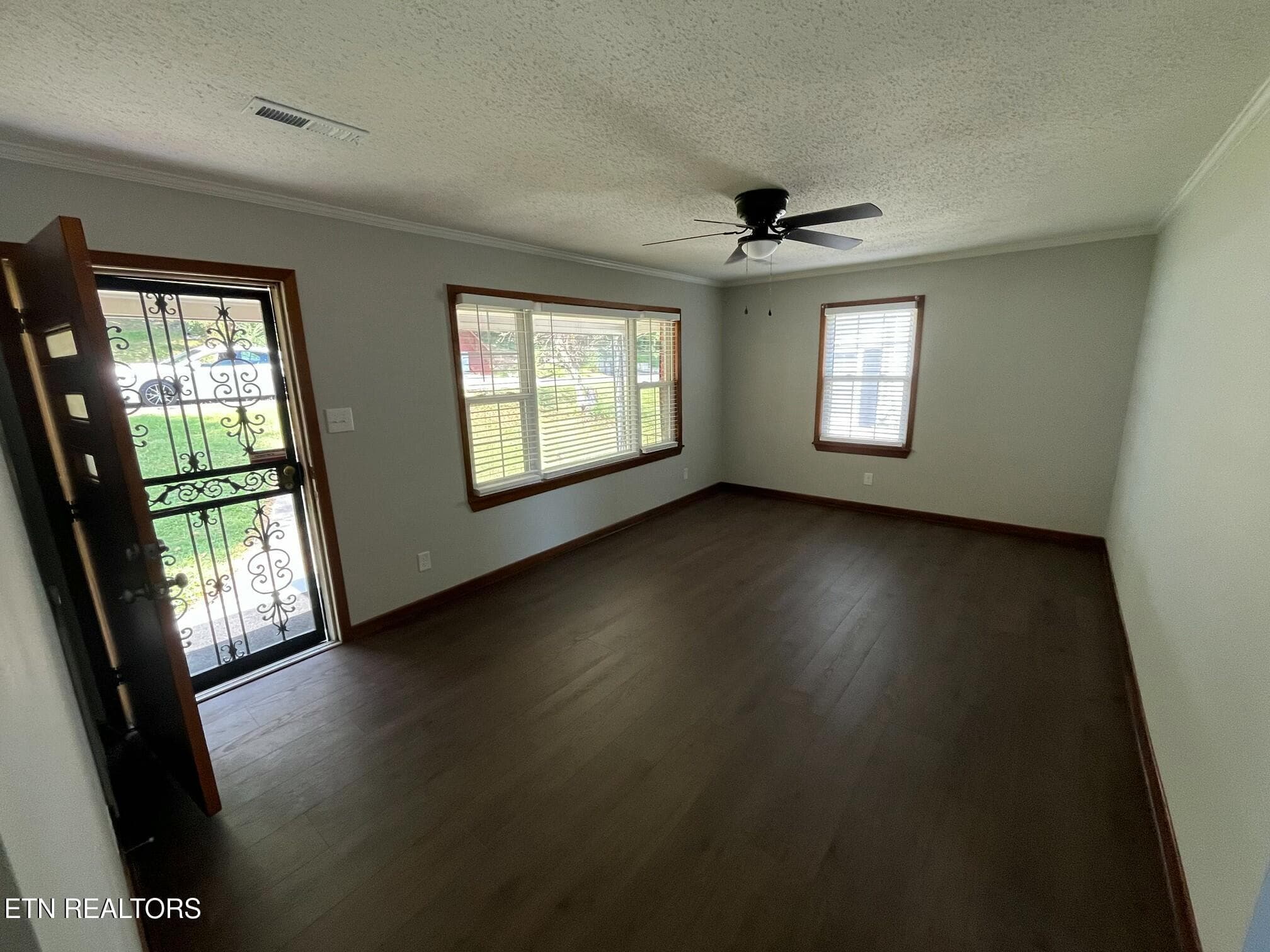 IMG_9051 - 1024 Farragut Ave, Knoxville, TN 37917