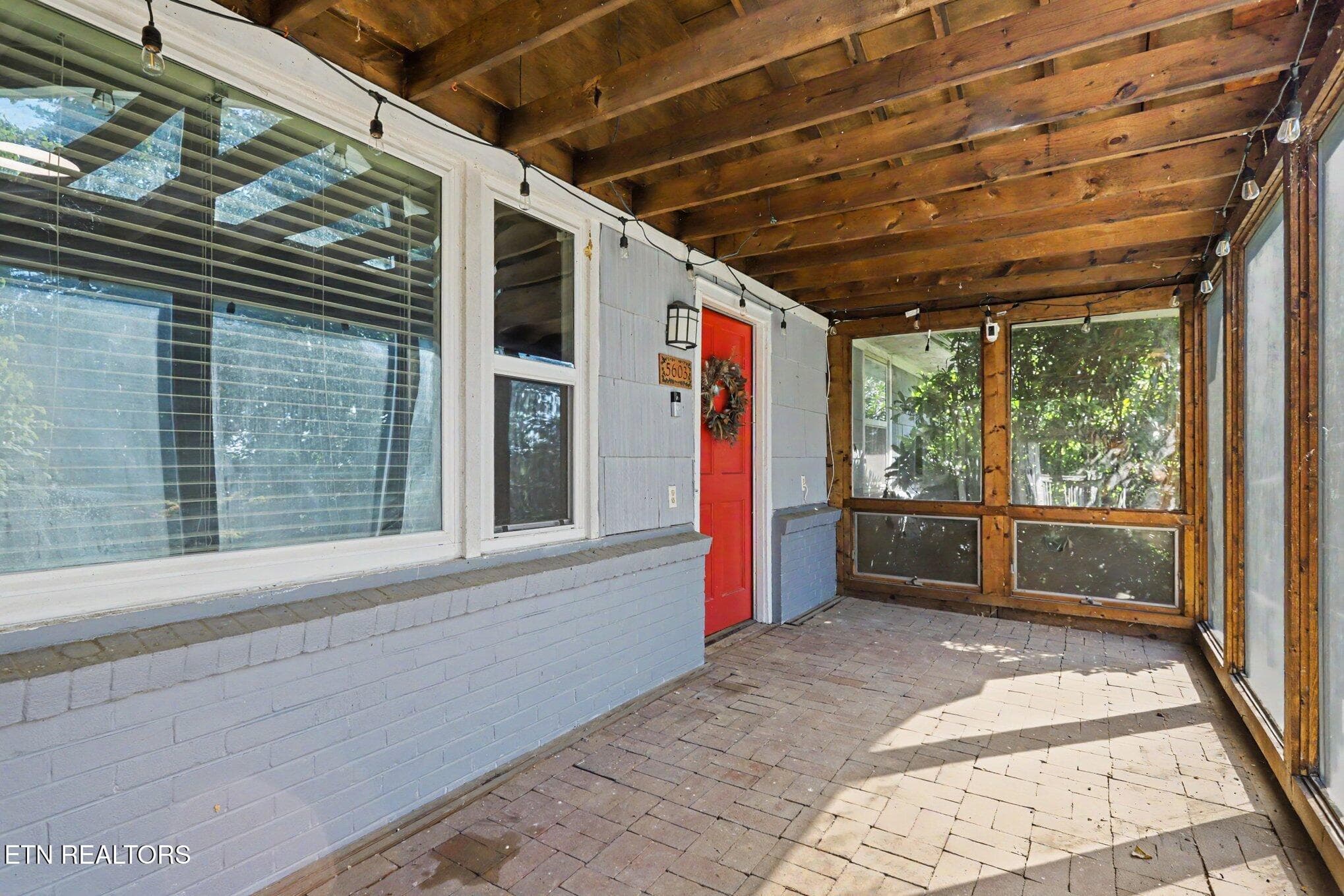 004_file_6093 - 5603 S Briscoe Circle, Knoxville, TN 37912, Knoxville