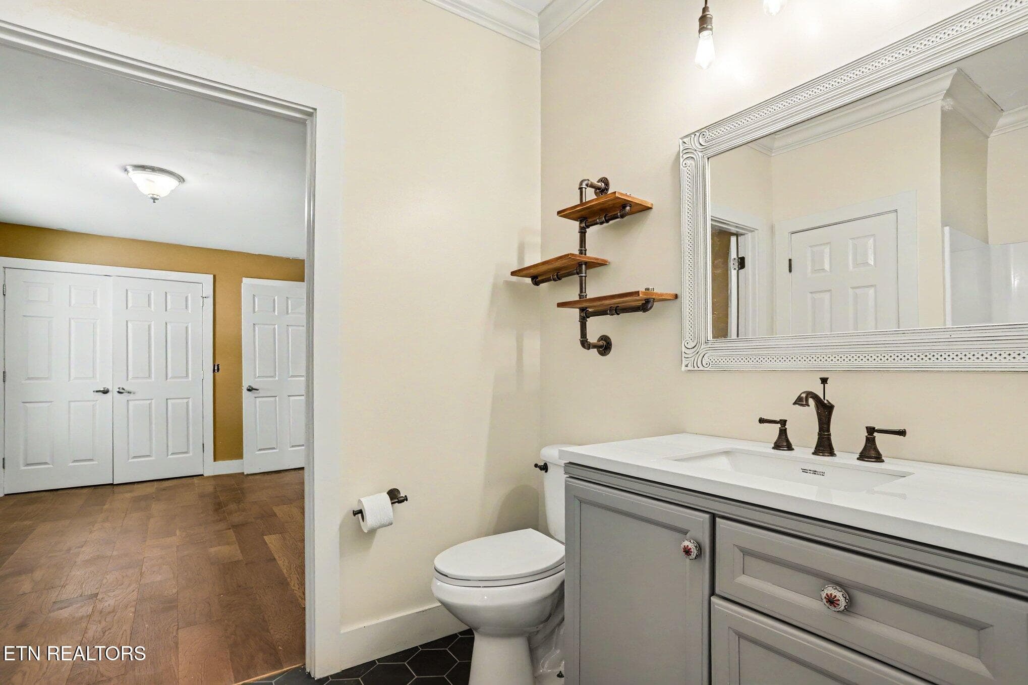 025_file_1603 - 5603 S Briscoe Circle, Knoxville, TN 37912, Knoxville