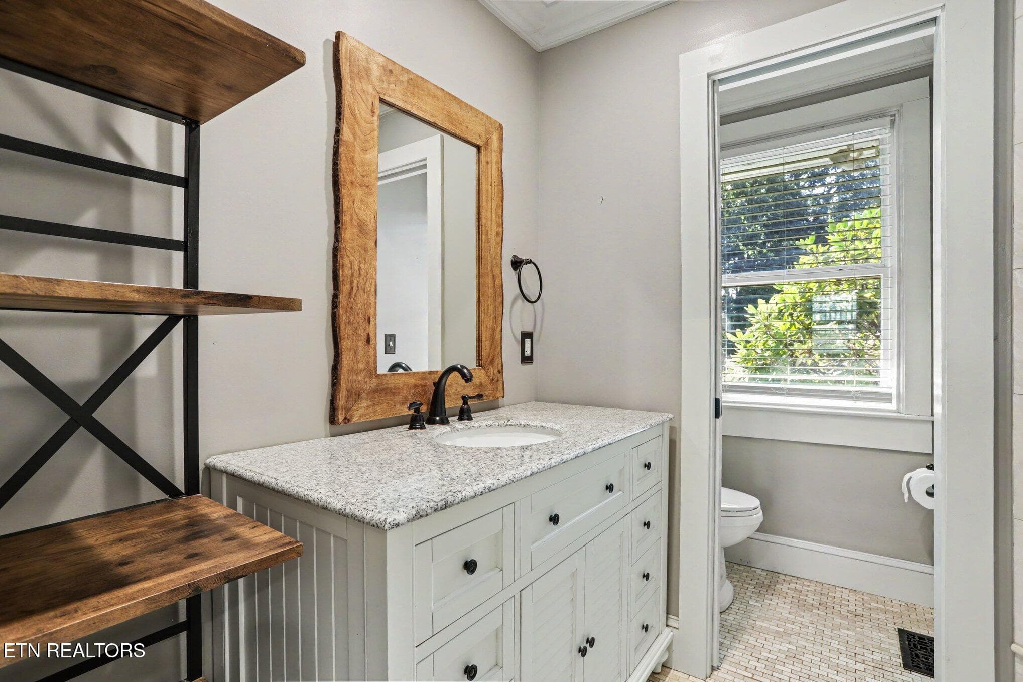 038_file_5750 - 5603 S Briscoe Circle, Knoxville, TN 37912, Knoxville