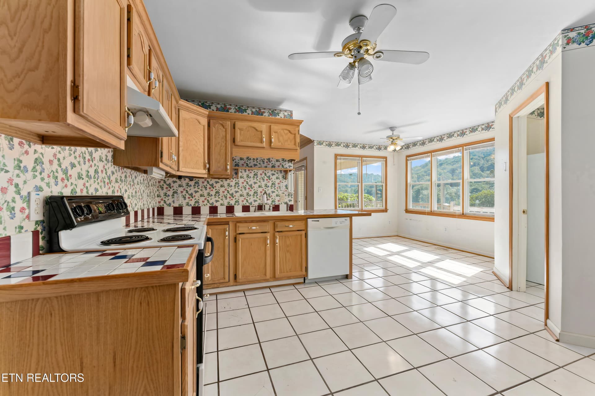 Photo 6 - 152 Andrews Lane, Caryville, TN 37714