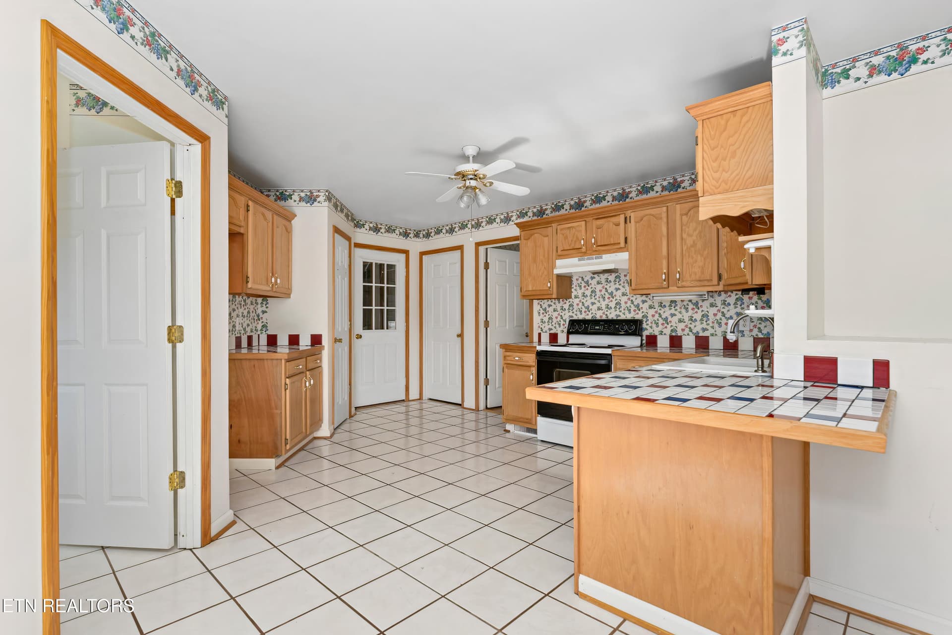 Photo 3 - 152 Andrews Lane, Caryville, TN 37714