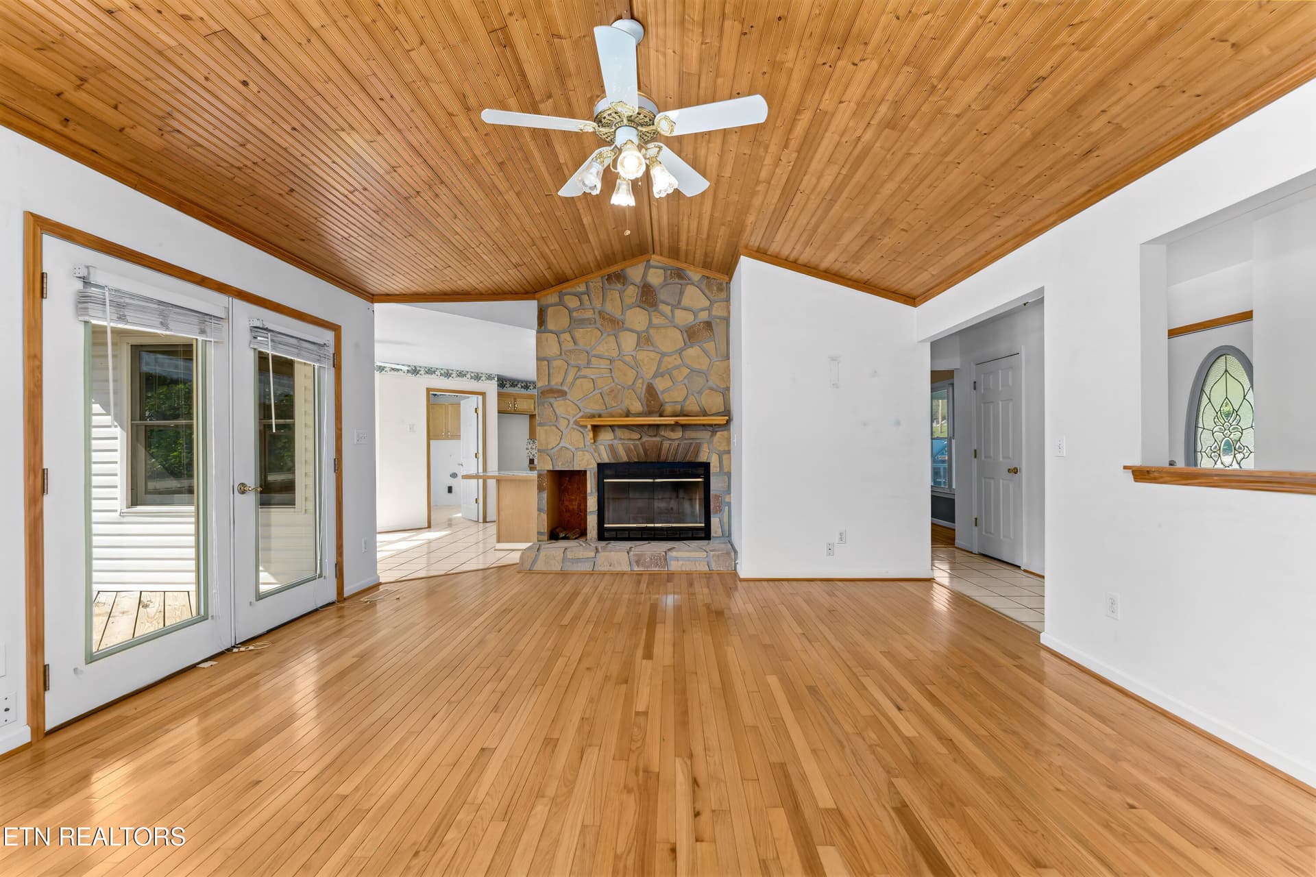 Photo 1 - 152 Andrews Lane, Caryville, TN 37714