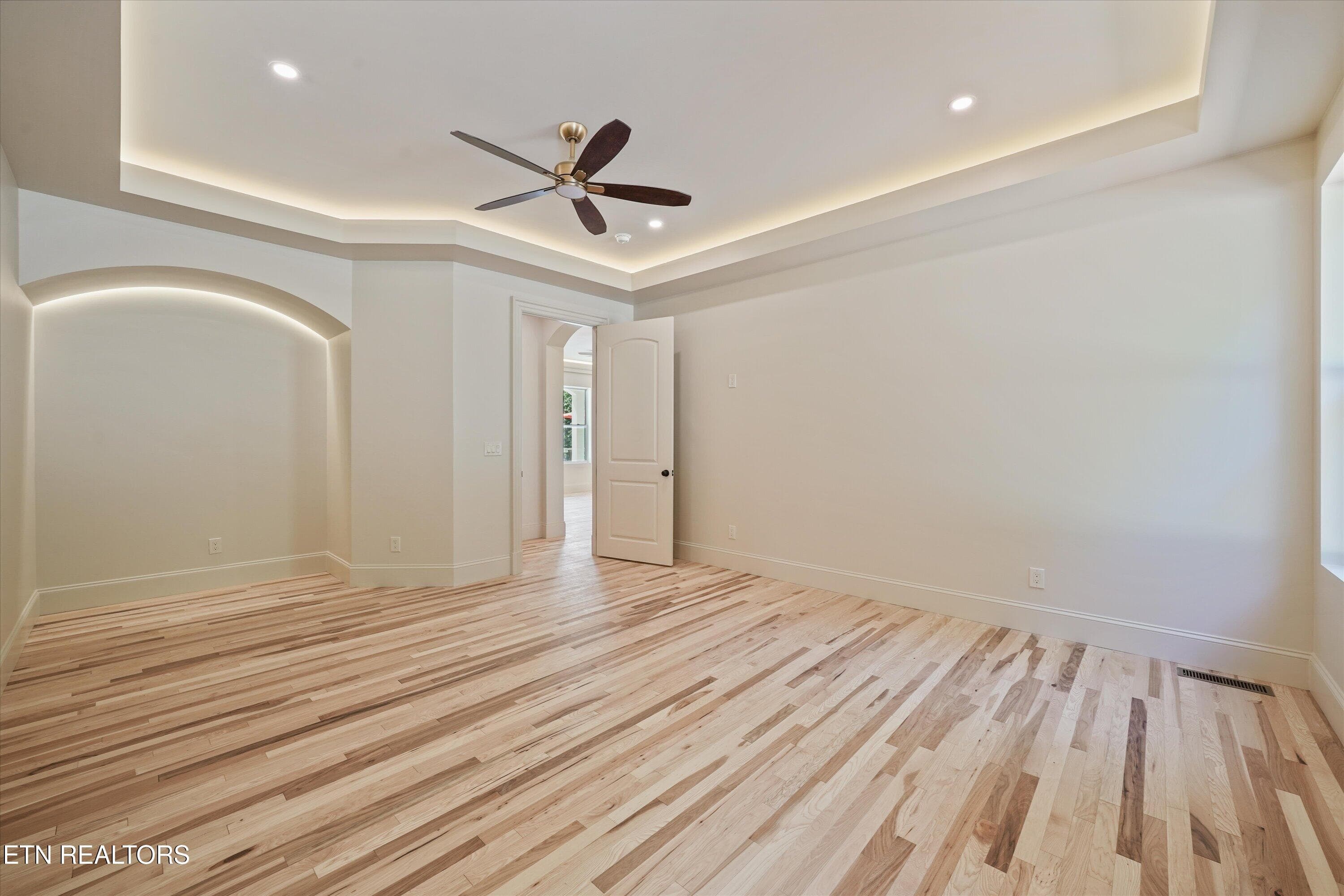 29-4717 Colonial Harbor Drive 13 - 4717 Colonial Harbor Drive, Louisville, TN 37777, Louisville