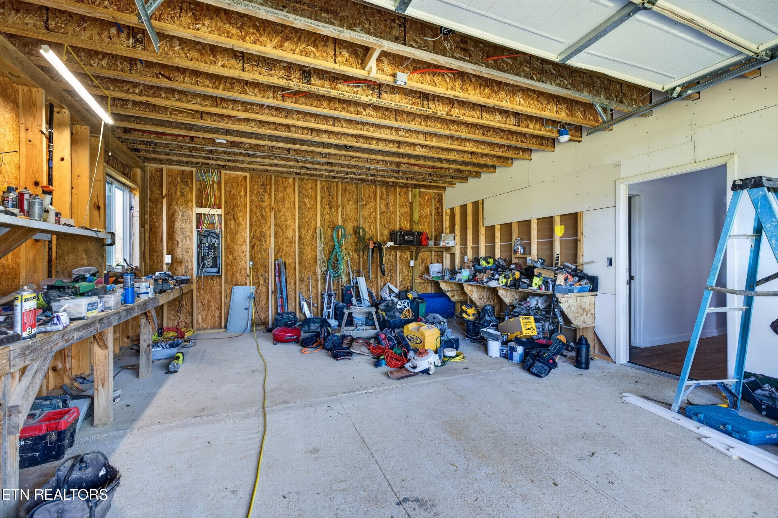 043-349NotchGapRoad-ThornHill-TN-37881-S - 349 Notch Gap Rd, Thorn Hill, TN 37881, Thorn Hill