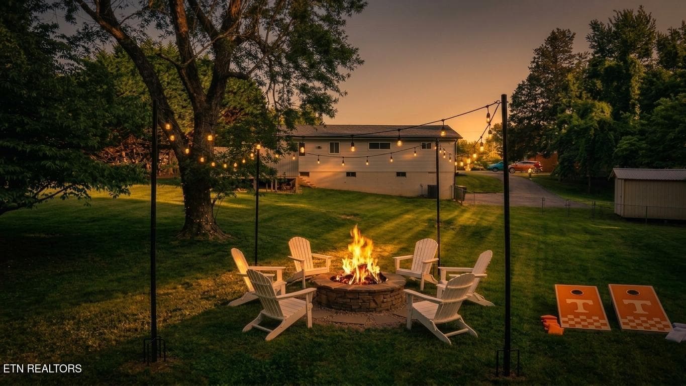 BACK YARD EVENING - 5501 Kenbrook Lane, Knoxville, TN 37921, Knoxville
