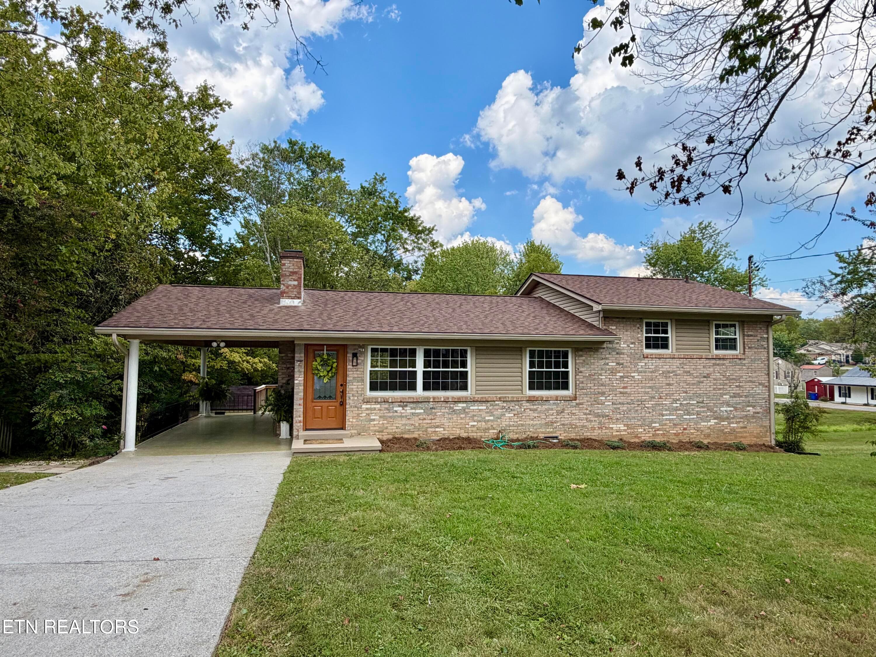 IMG_2195 - 1427 Creekwood Drive, Knoxville, TN 37918, Knoxville