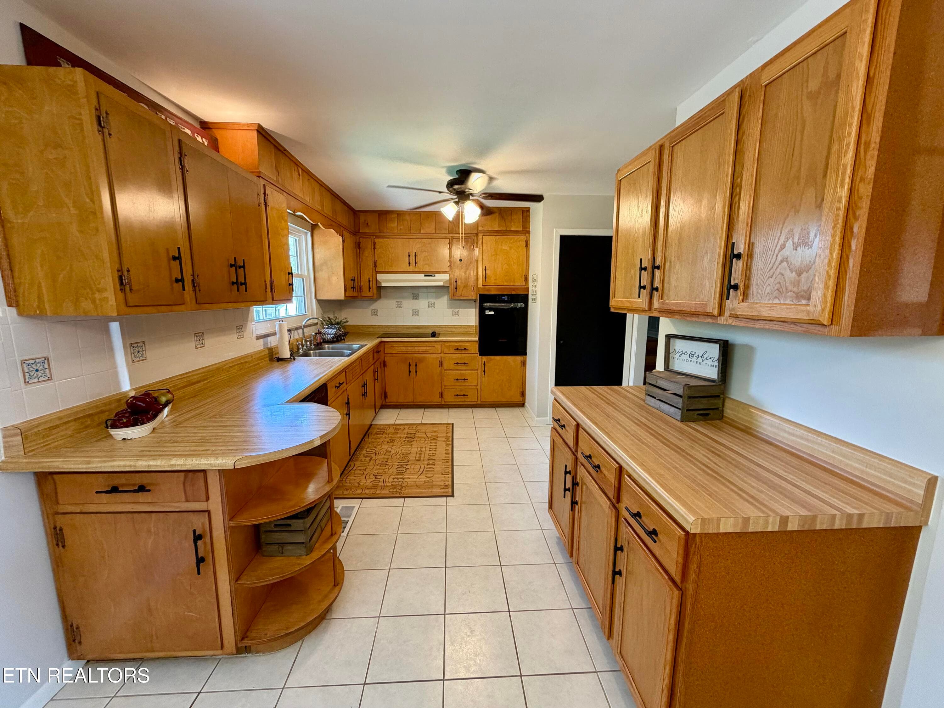 IMG_2237 - 1427 Creekwood Drive, Knoxville, TN 37918, Knoxville
