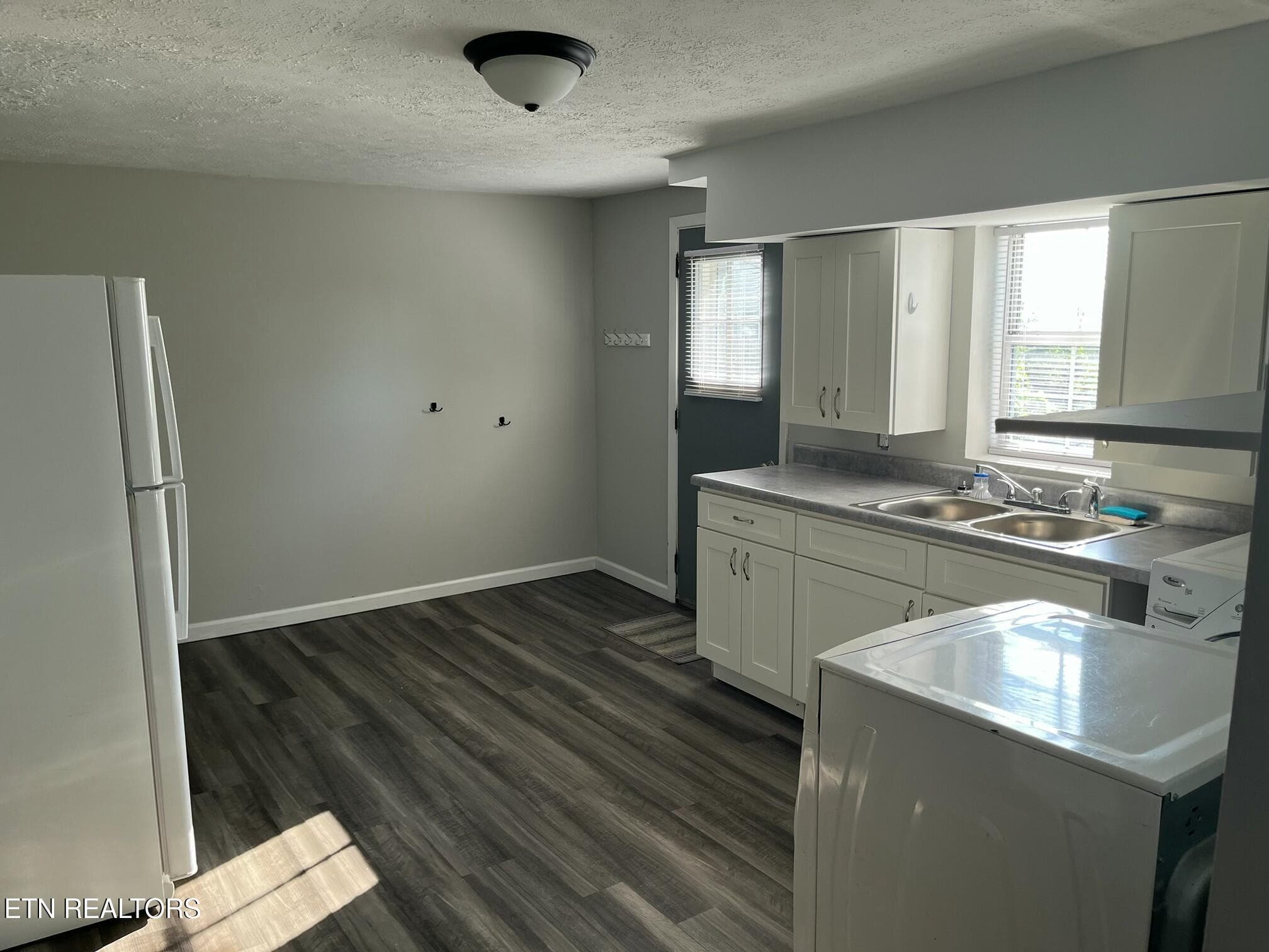 IMG_9085 - 1024 Farragut Ave, Knoxville, TN 37917