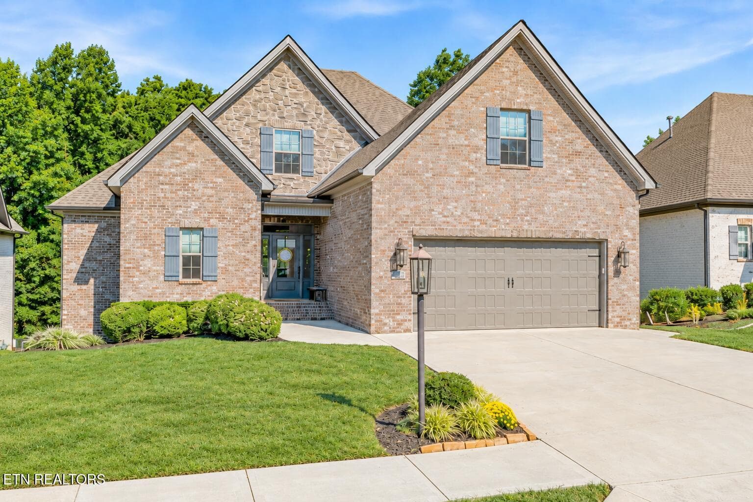 Front New - 843 Valley Glen Blvd, Knoxville, TN 37922