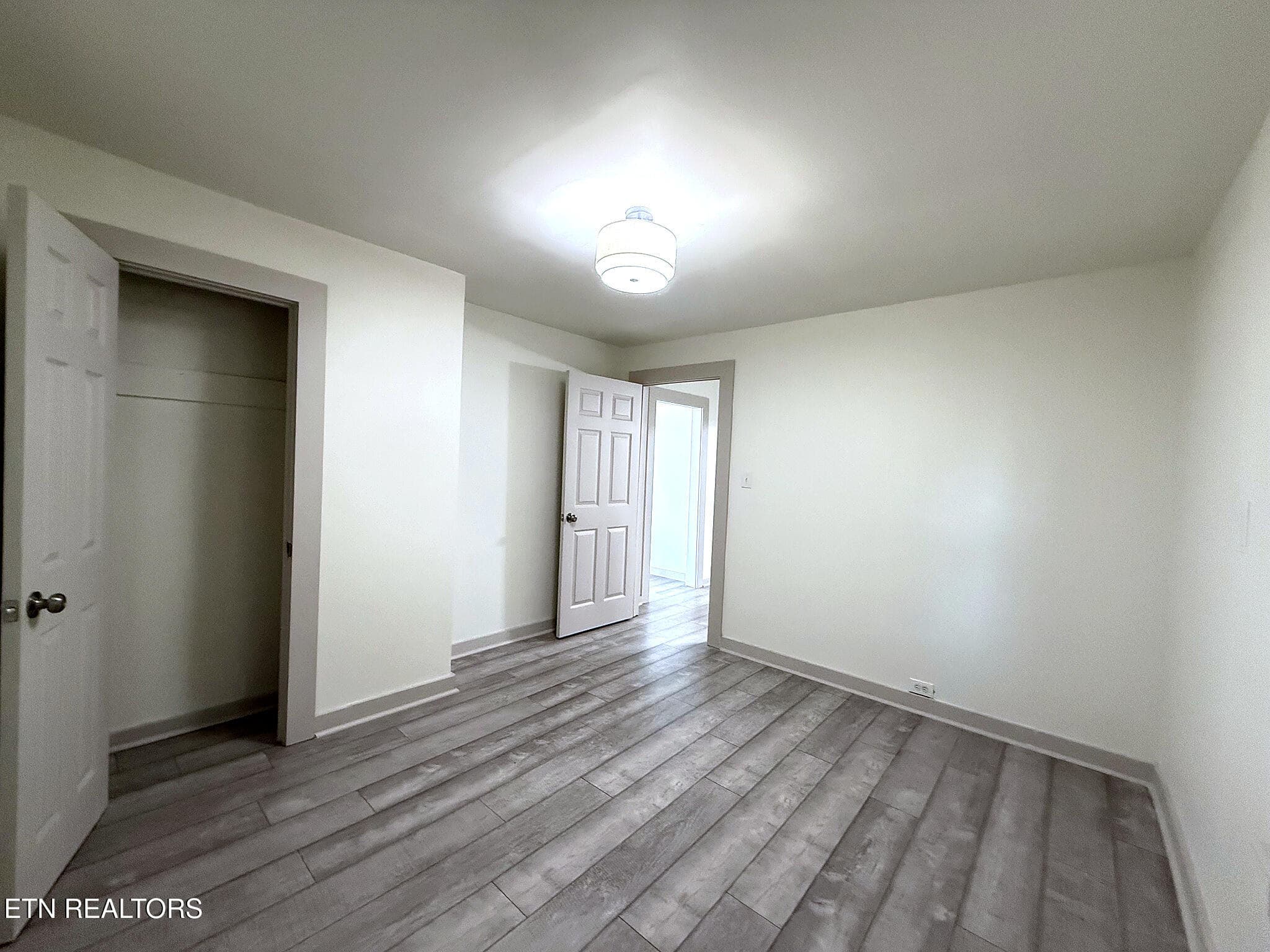 18_IMG_5144_MLS - 5828 NE Eldridge Rd, Knoxville, TN 37918, Knoxville
