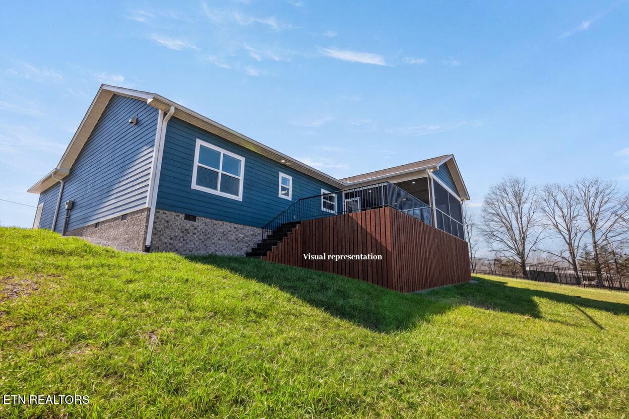 Fox Hill Deck (vert slat) - 9345 Fox Hill Rd, Baxter, TN 38544, Baxter