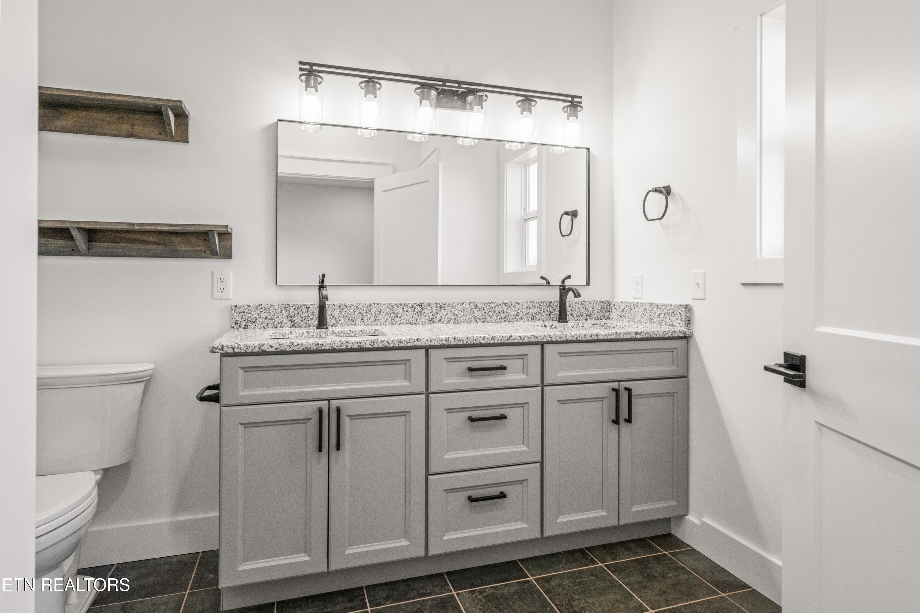 9345 Fox Hill Rd-23 - 9345 Fox Hill Rd, Baxter, TN 38544, Baxter