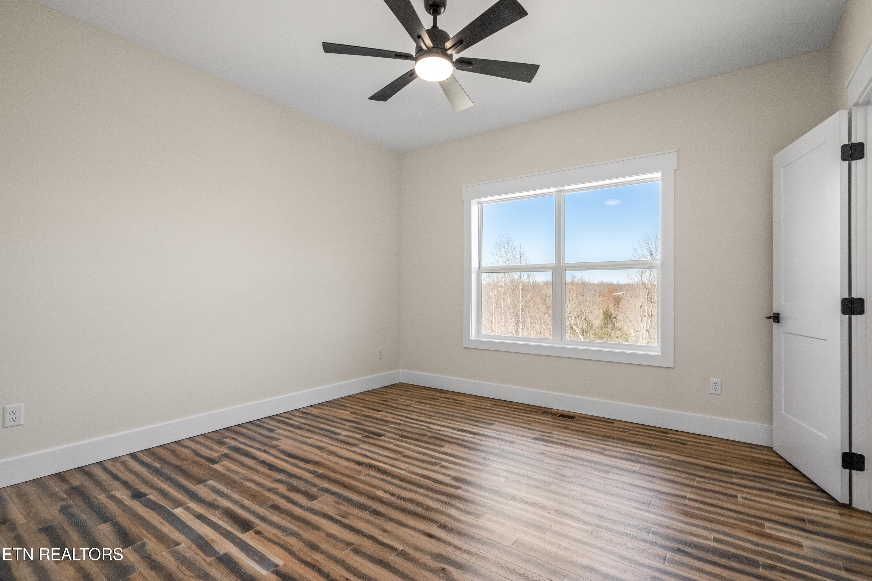 9345 Fox Hill Rd-47 - 9345 Fox Hill Rd, Baxter, TN 38544, Baxter