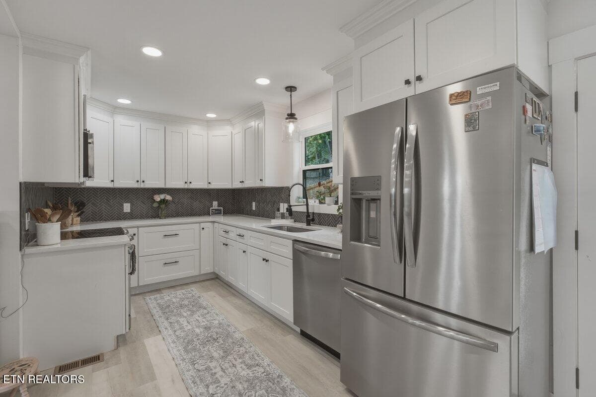 Kitchen (15) - 12312 W Kings Gate Rd, Knoxville, TN 37934