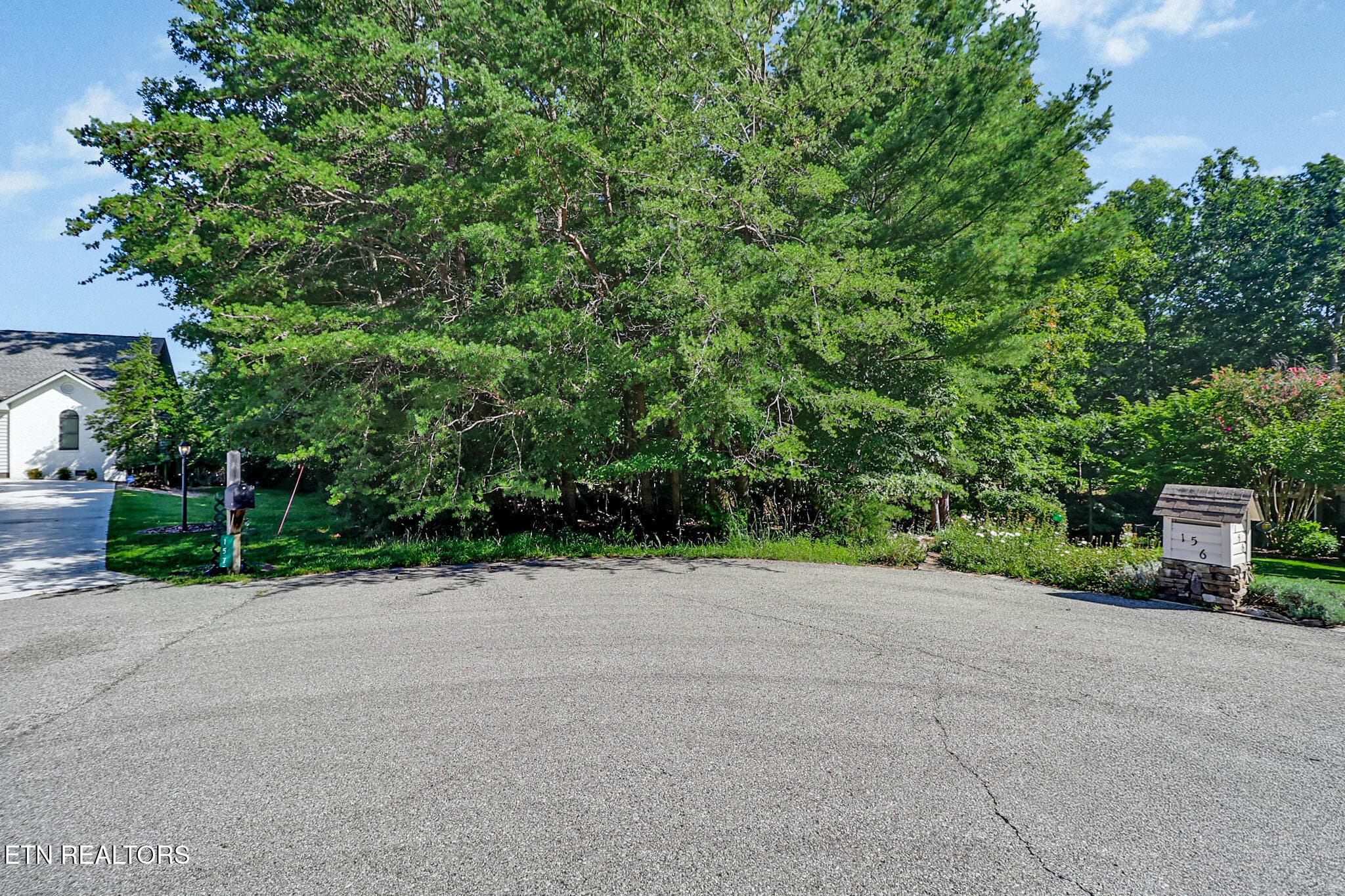 n44a0722-n44a0726 - Valarian Drive, Fairfield Glade, TN 38558