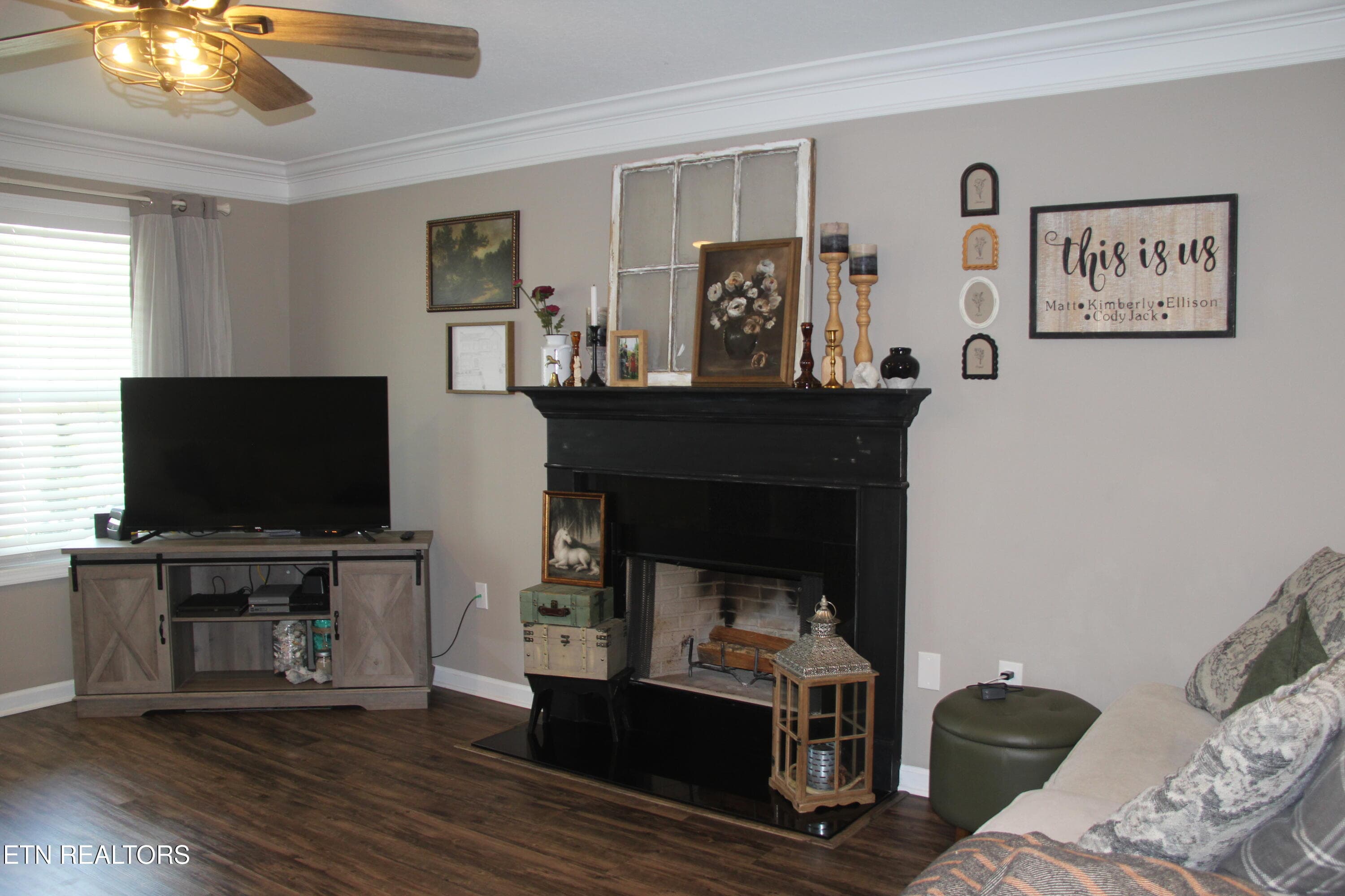 Wood burning fireplace - 5929 Rain Cloud Rd, Knoxville, TN 37918