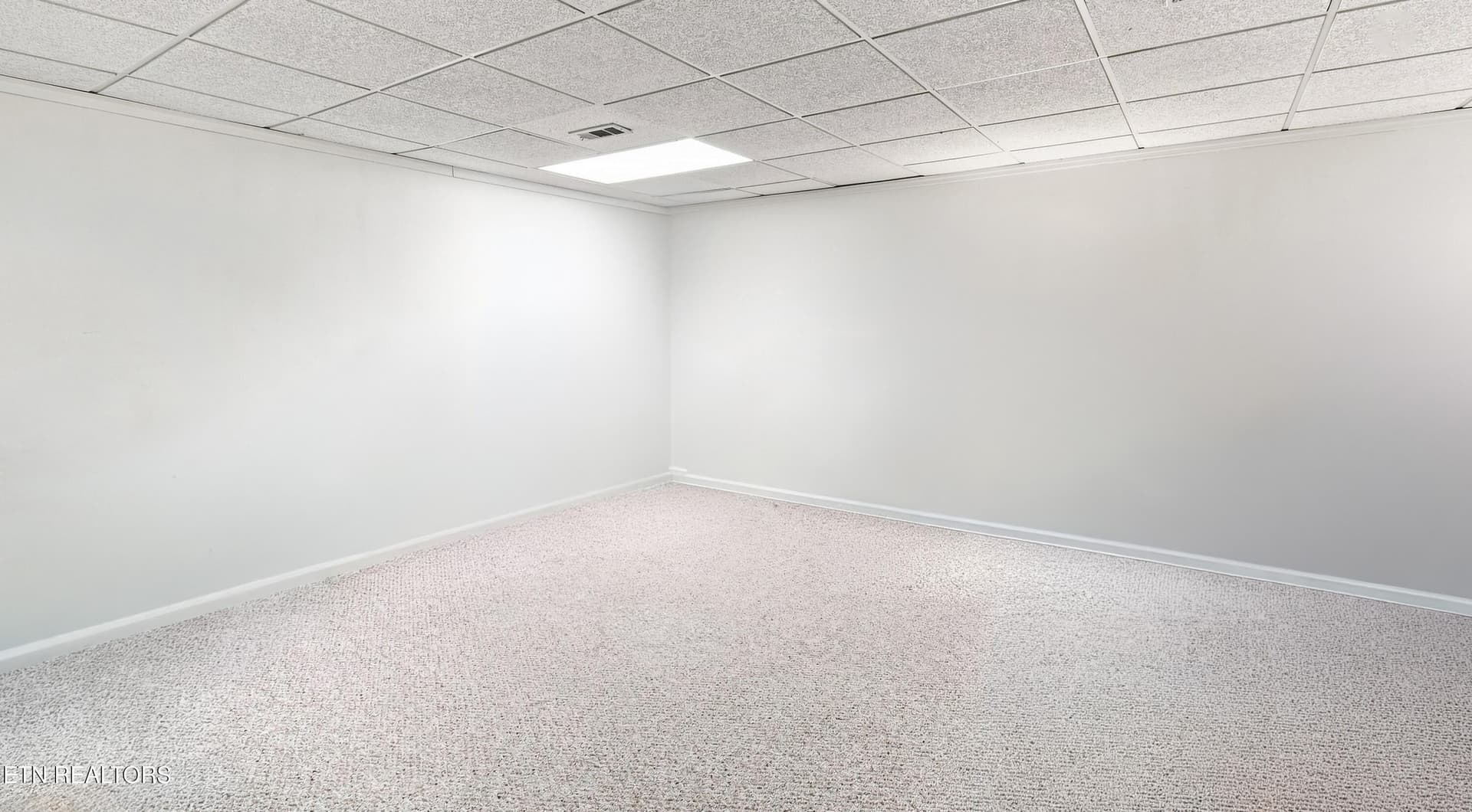 Re-Imagined Empty/Dnstrs Bedrm - 1211 Rockley Rd, Knoxville, TN 37932