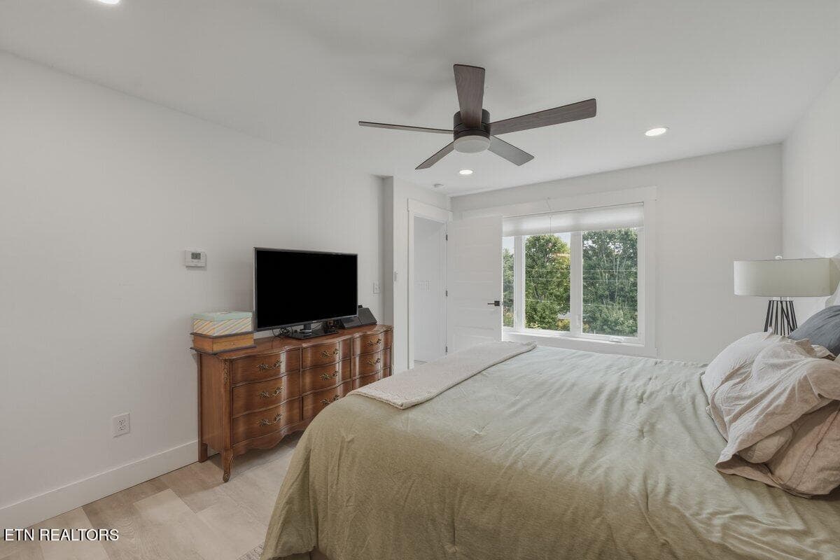 Primary Bedroom 2 (17) - 12312 W Kings Gate Rd, Knoxville, TN 37934