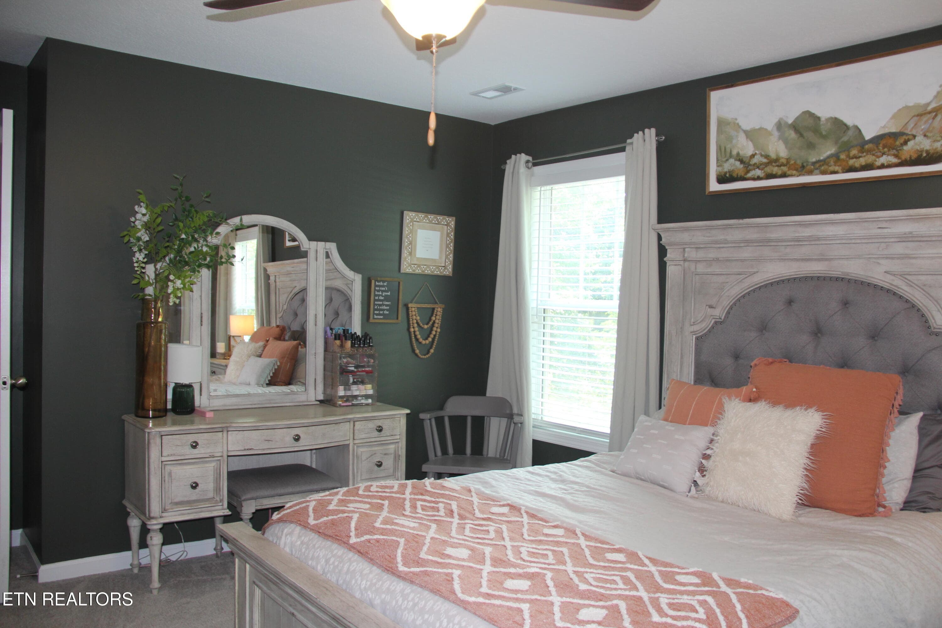 Primary bedroom - 5929 Rain Cloud Rd, Knoxville, TN 37918