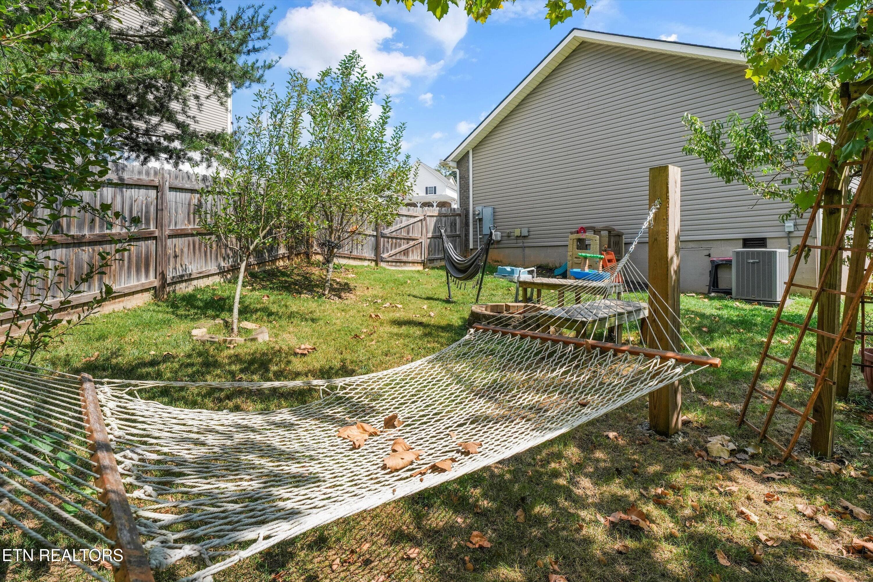 Backyard - 2000 Country Brook Lane, Knoxville, TN 37921, Knoxville