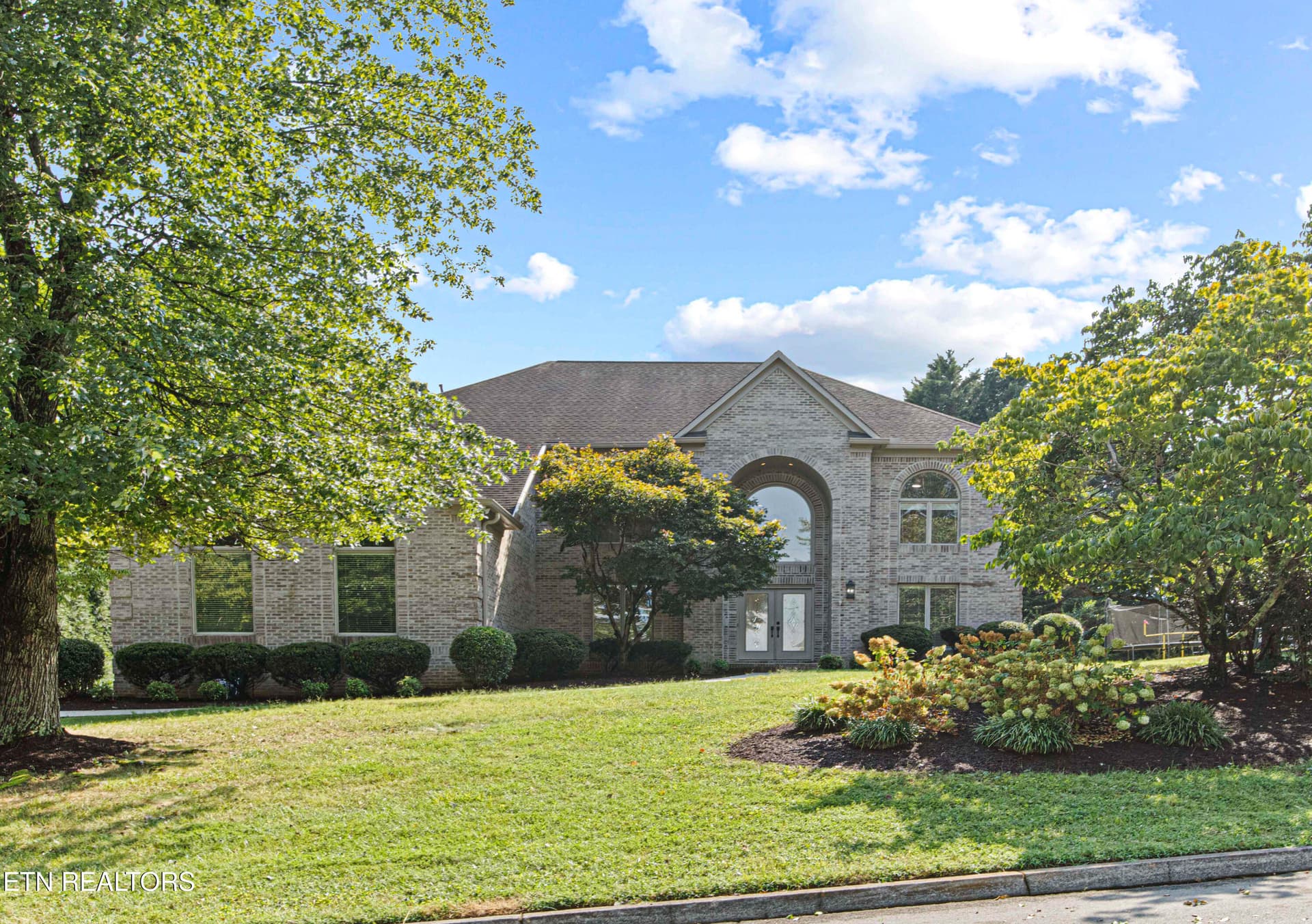 1613 Bingham Drive, Knoxville, TN 37922