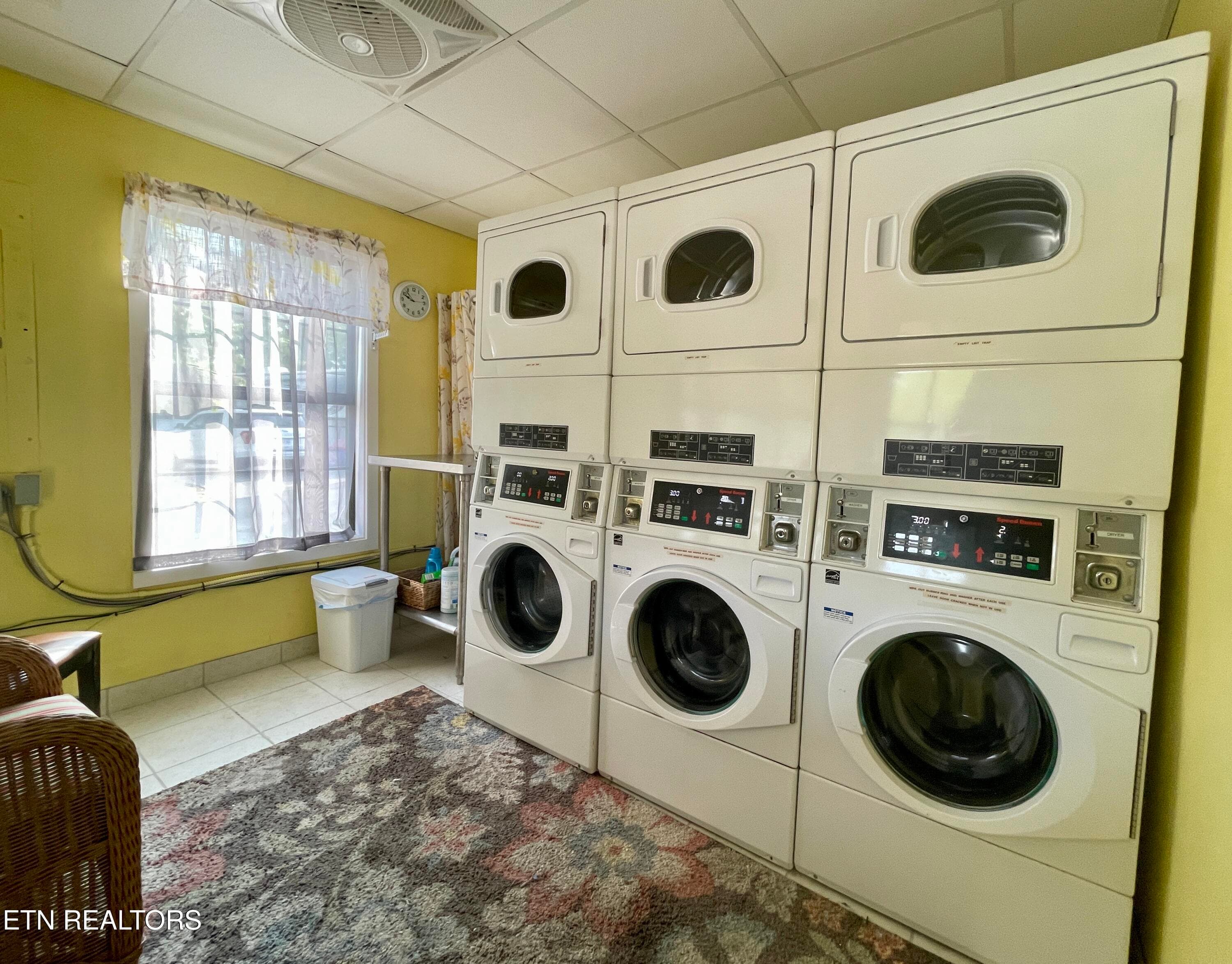 Laundry - 3208 Pebblebrook Way, Pigeon Forge, TN 37863, Pigeon Forge