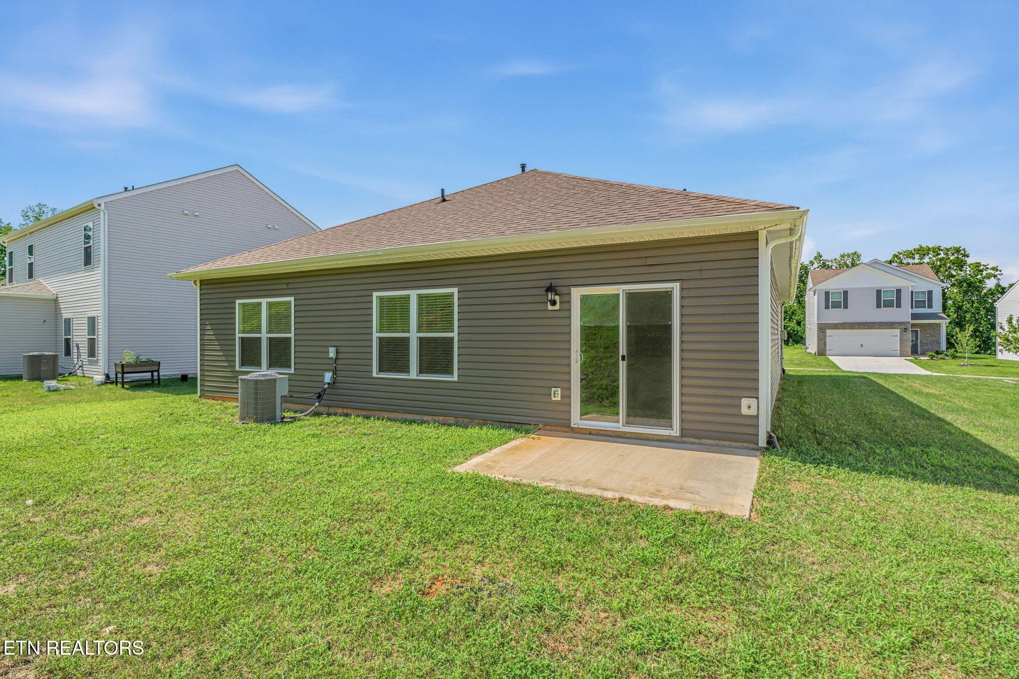 32-web-or-mls-12356 Manhattan Lane-27 - 12356 Manhattan Lane, Knoxville, TN 37932