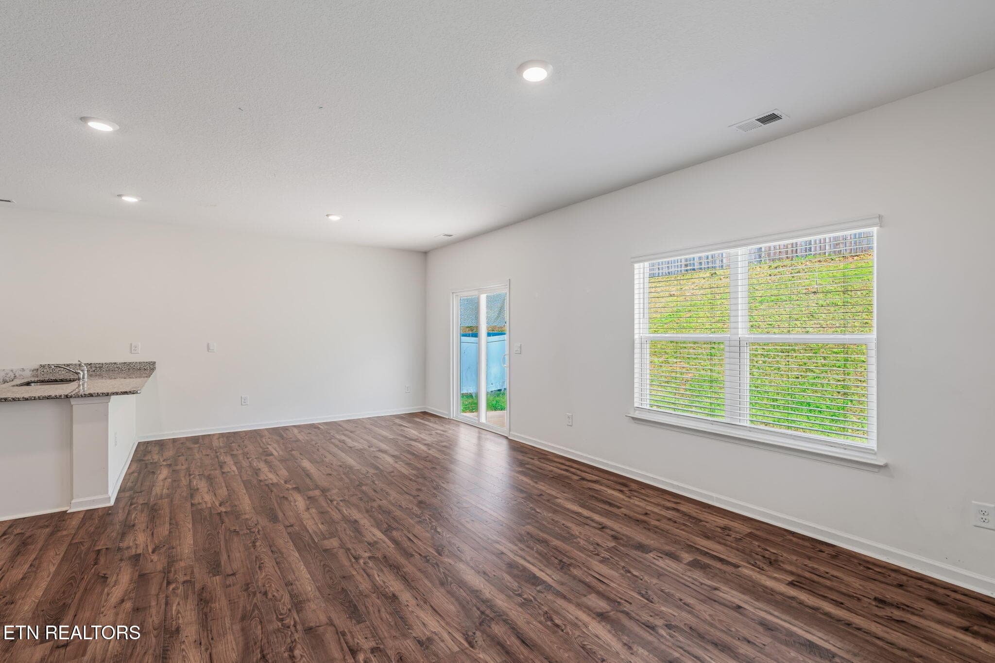 19-web-or-mls-12356 Manhattan Lane-14 - 12356 Manhattan Lane, Knoxville, TN 37932