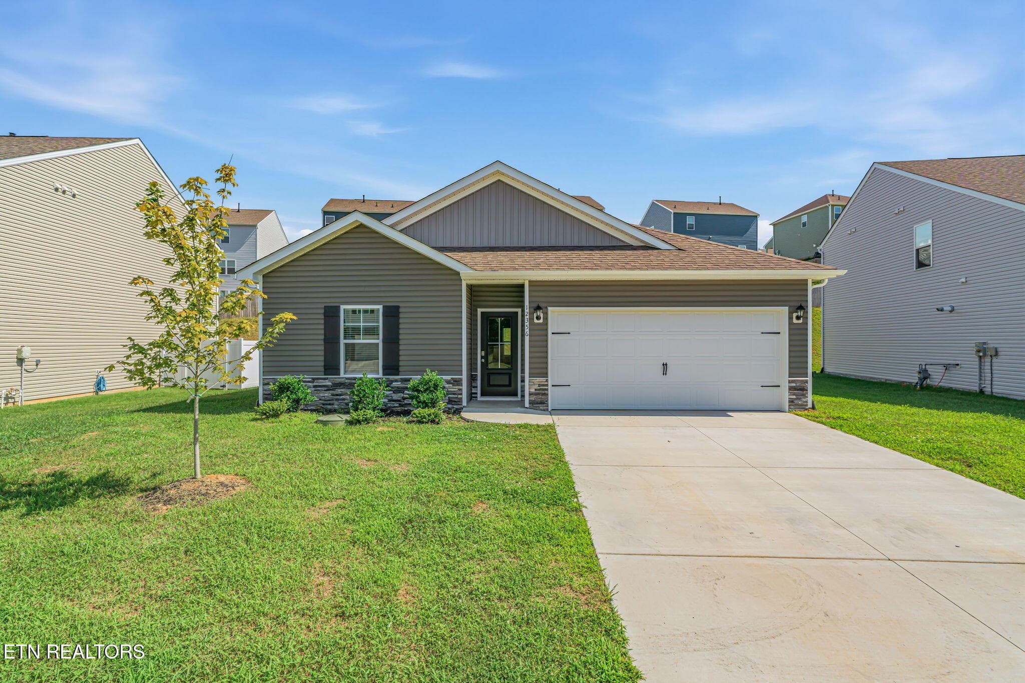 1-web-or-mls-12356 Manhattan Lane-32 - 12356 Manhattan Lane, Knoxville, TN 37932